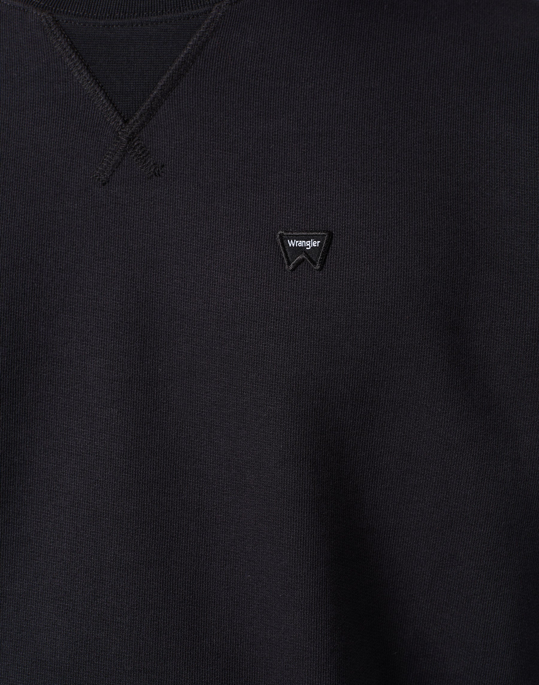 Sign Off Crew in Black Sweatshirts Wrangler