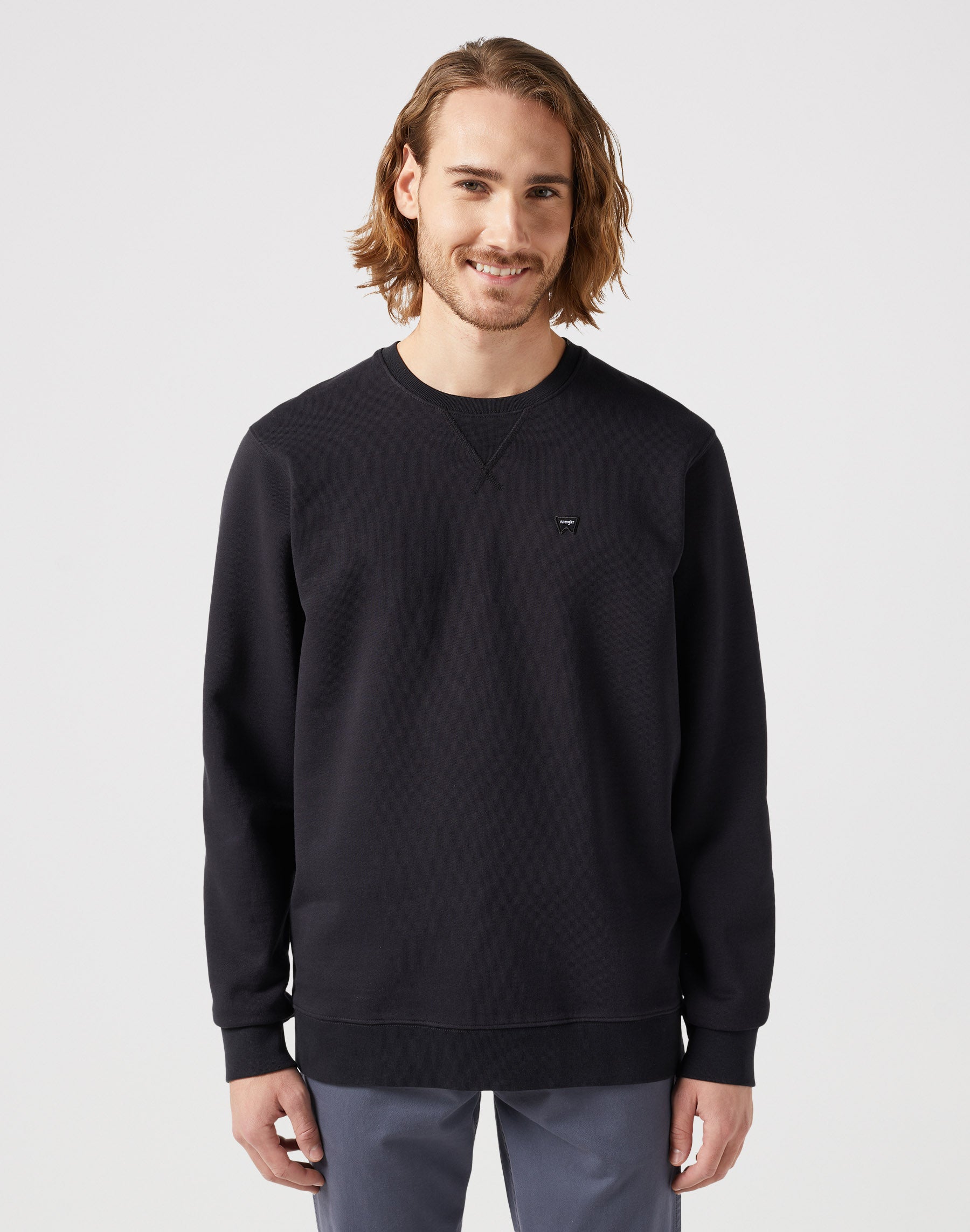 Sign Off Crew in Black Sweatshirts Wrangler