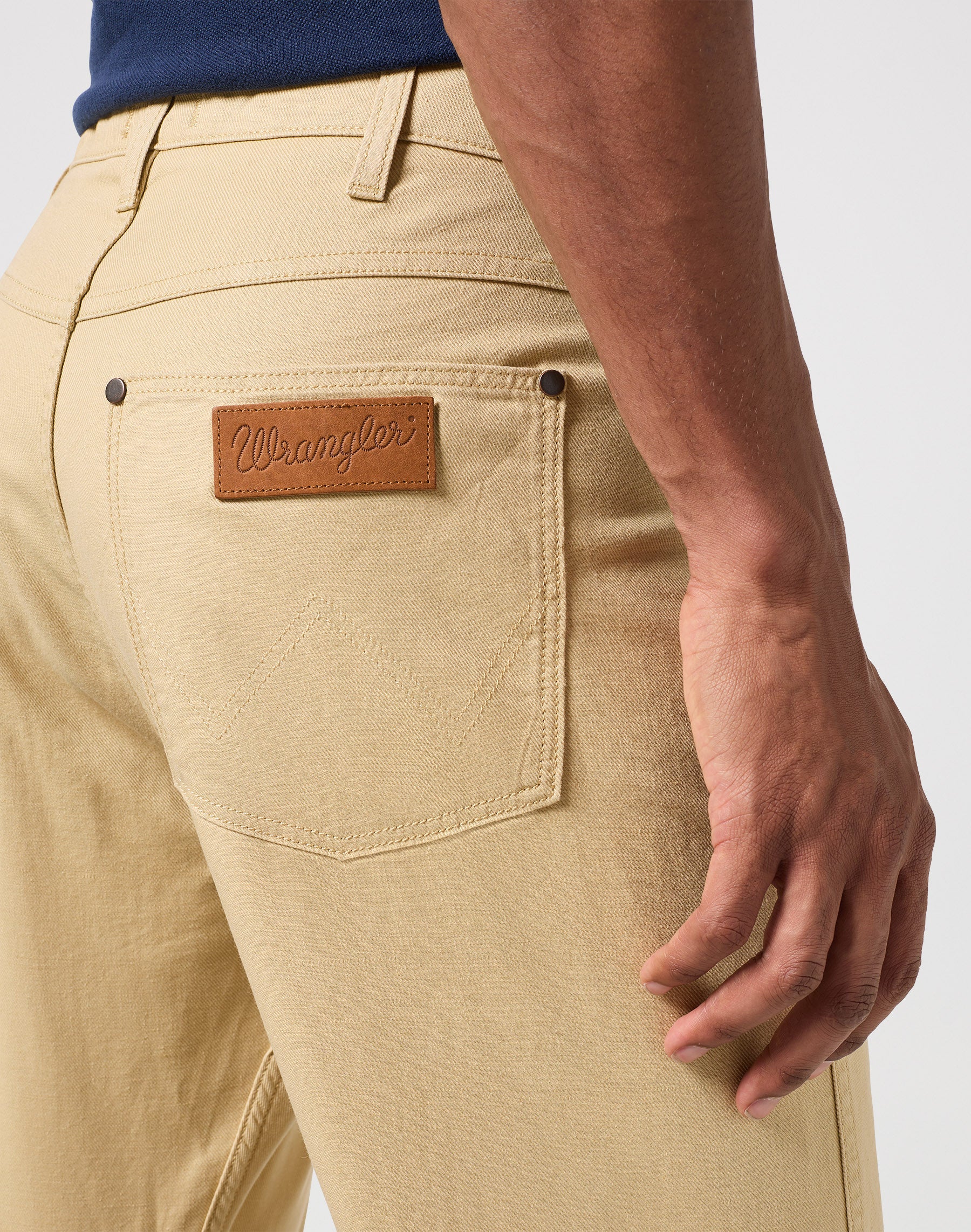 Frontier in Sorbet Hosen Wrangler