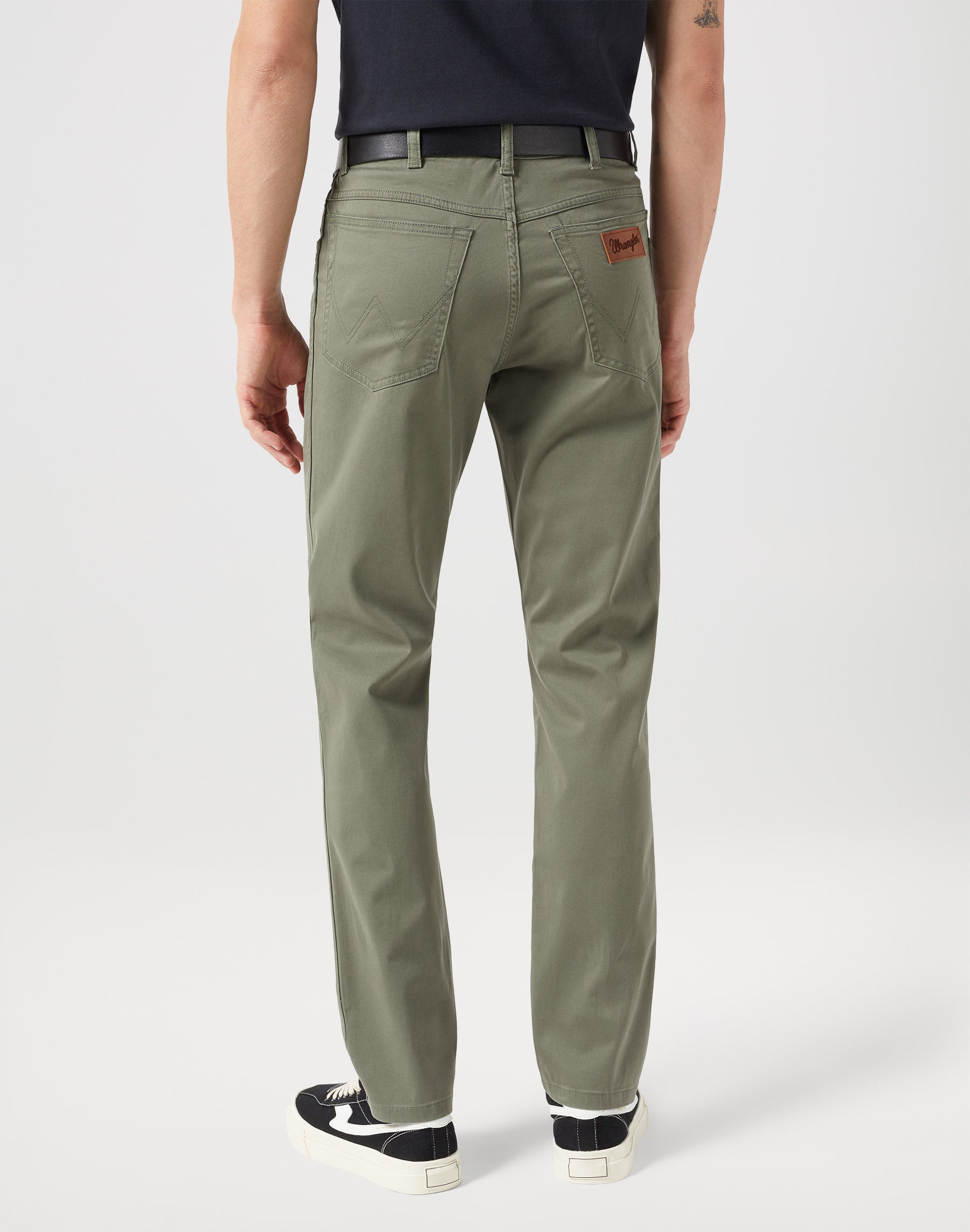 Texas Slim Low Stretch in Dusty Olive Hosen Wrangler