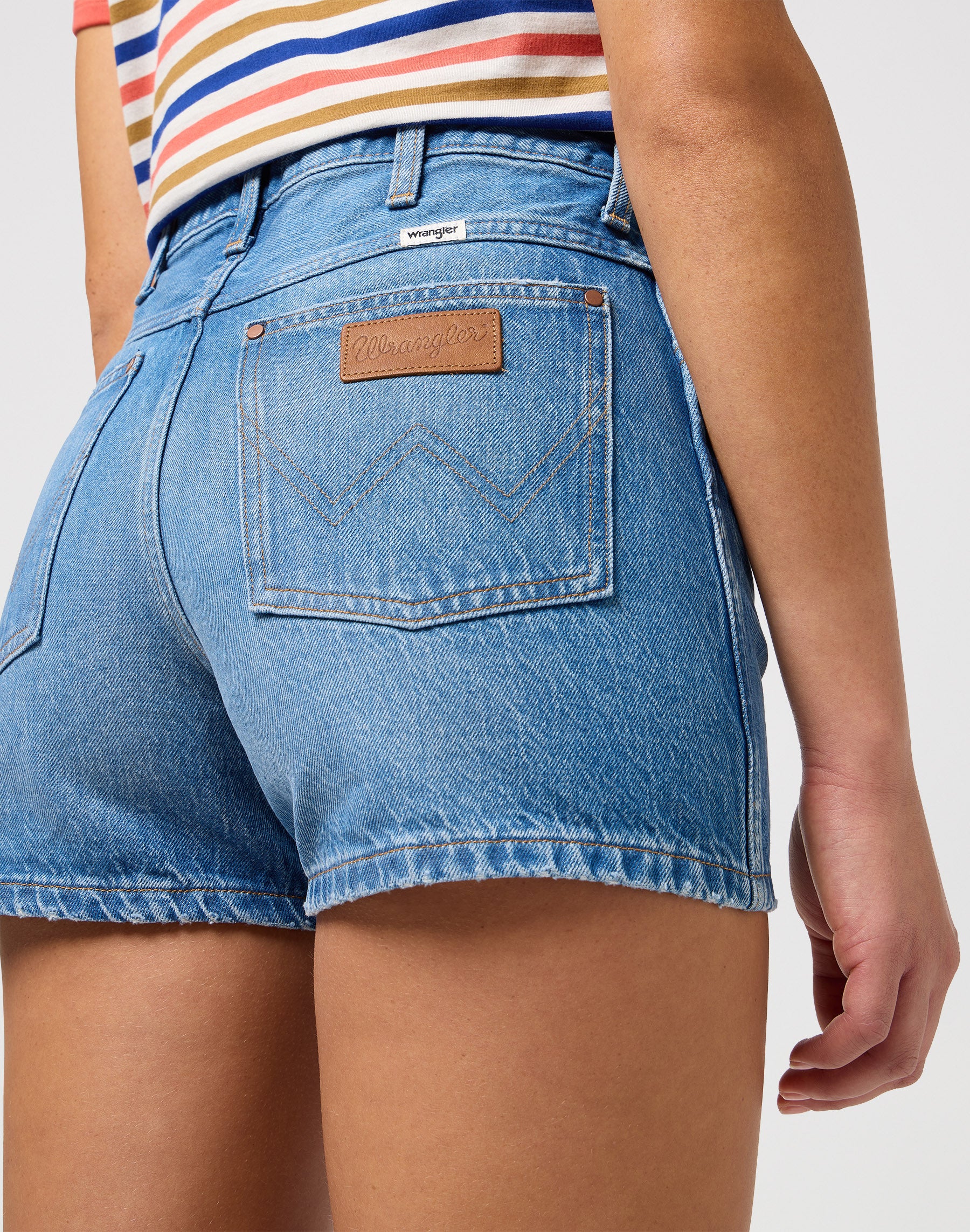 Cowboy Short 3 Inch in Shallows Jeansshorts Wrangler