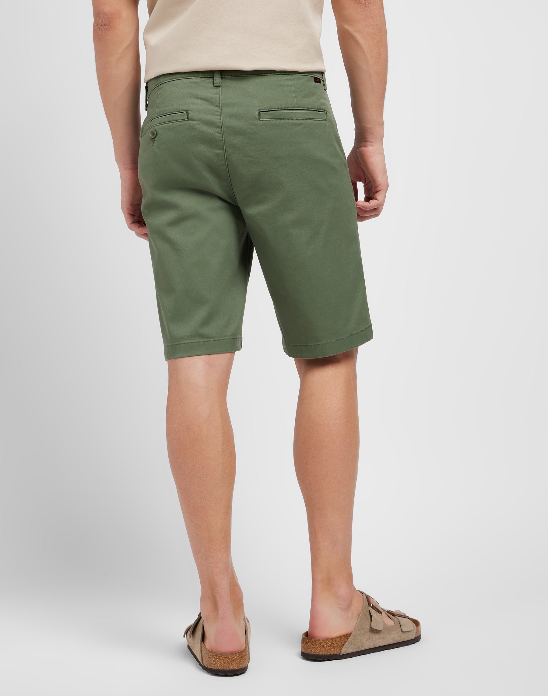 Regular Chino Short in Olive Grove Shorts Lee
