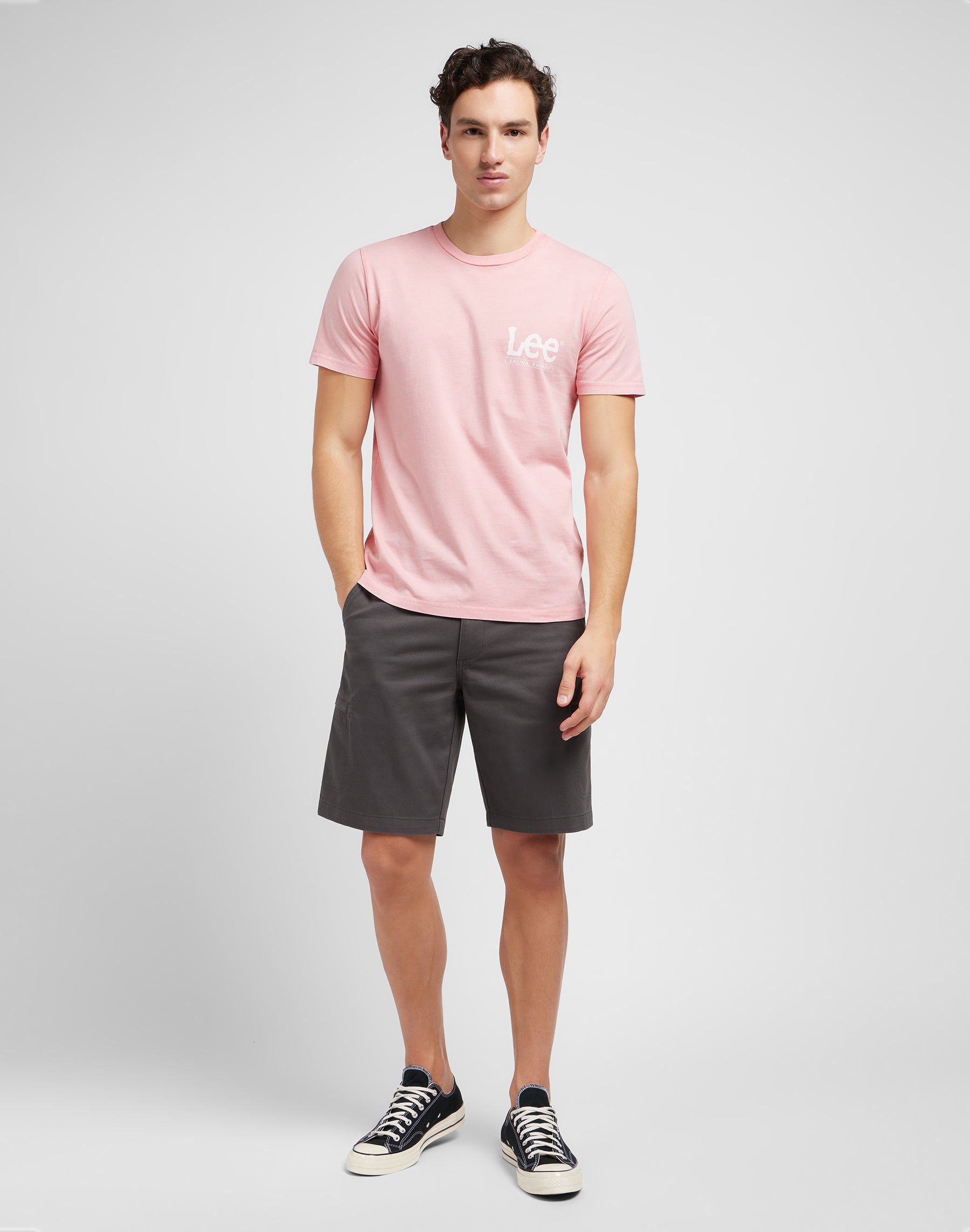 XC Weltpocket Short in Asphalt Shorts Lee