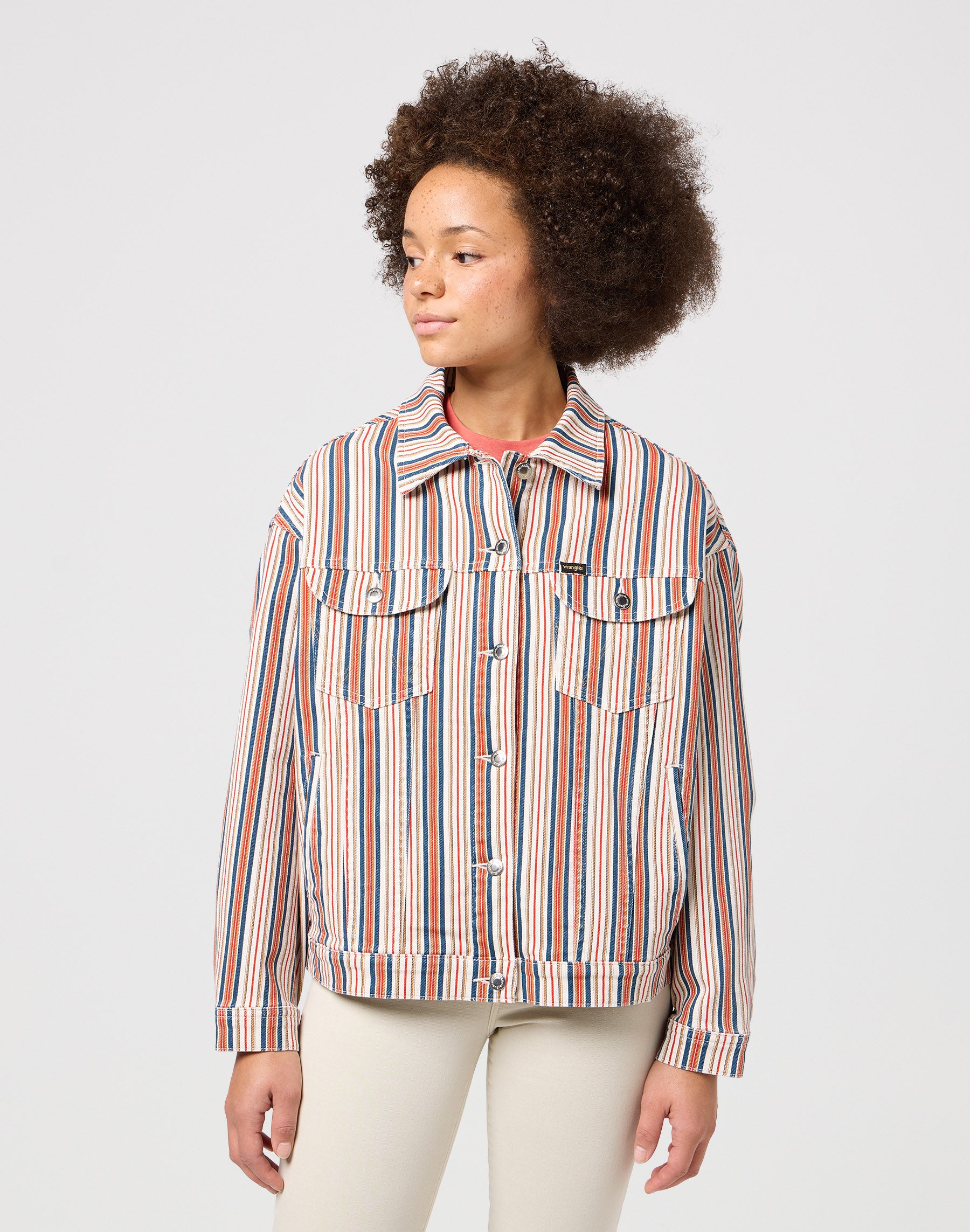 Girlfriend Jacket in Americana Stripe Jacken Wrangler   