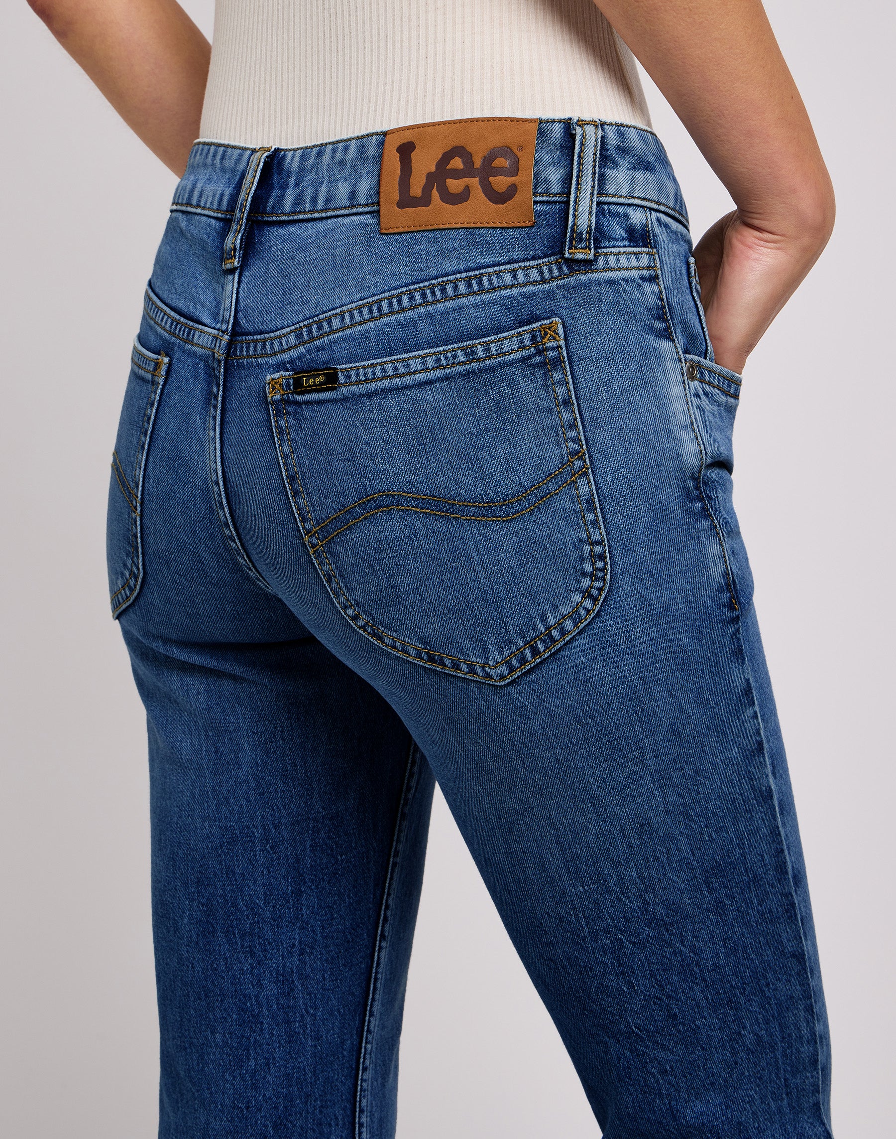 Marion Straight in Rain Falls Jeans Lee   