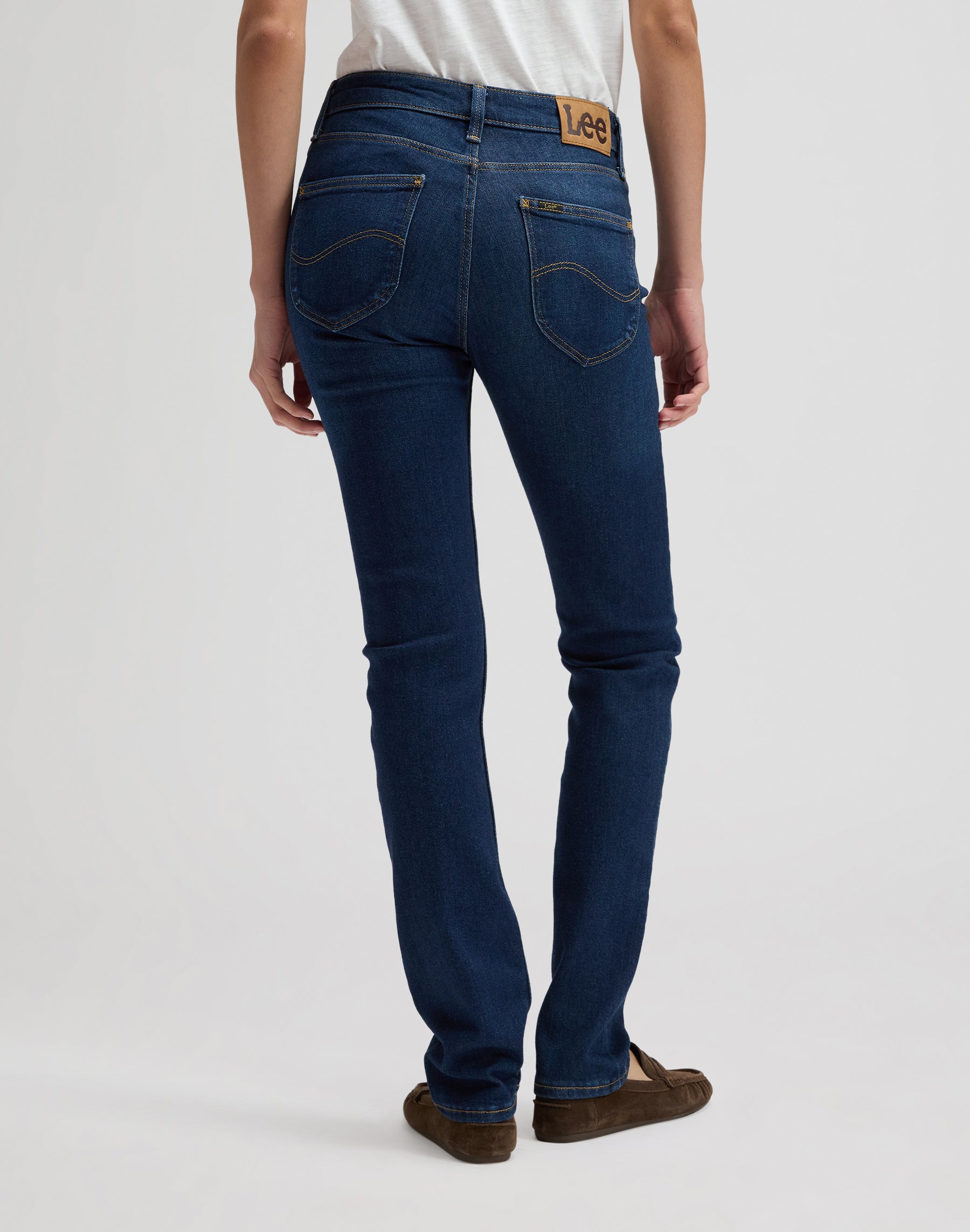 Marion Straight in Rain Falls Jeans Lee
