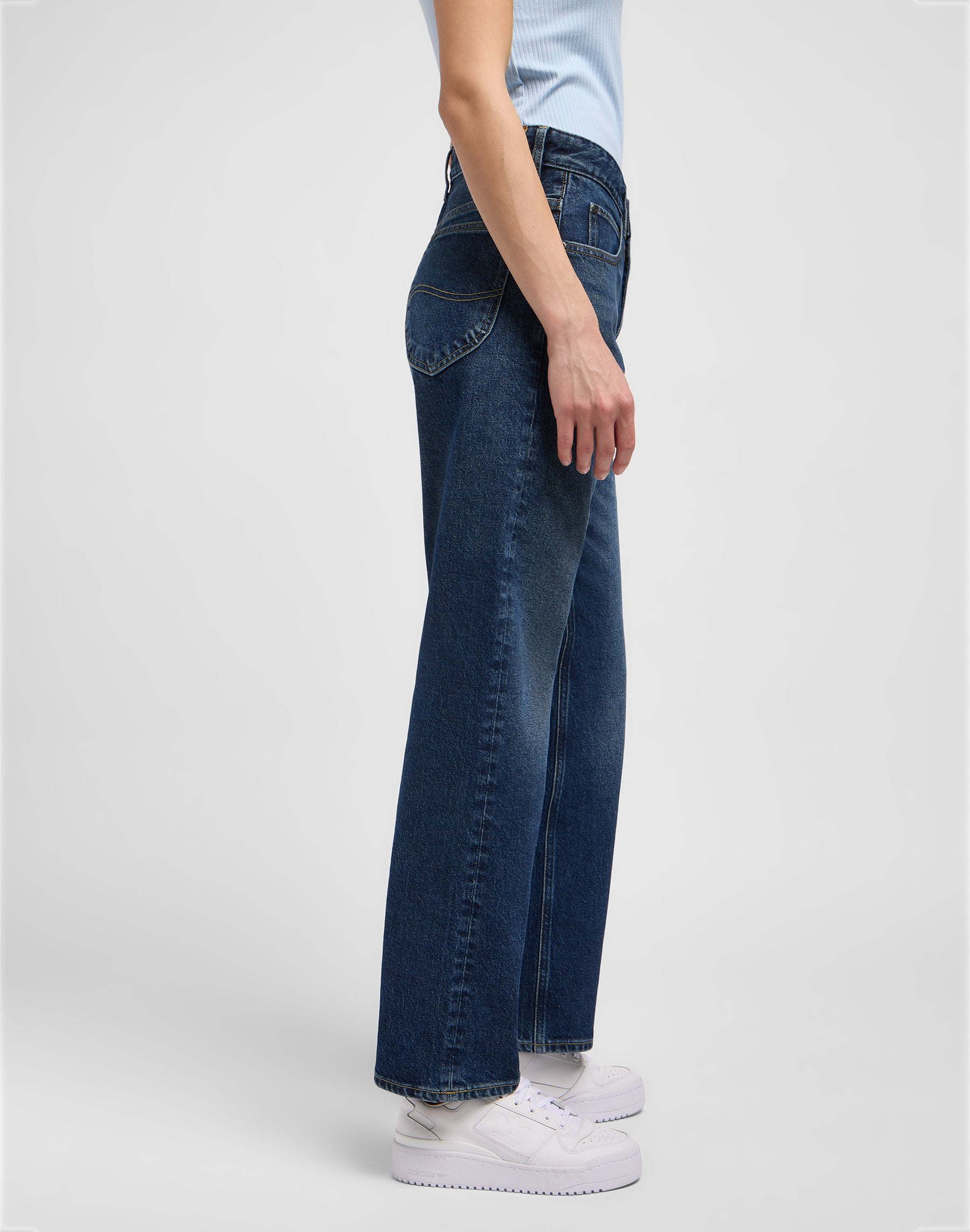 Rider Classic in Hyper Dark Jeans Lee