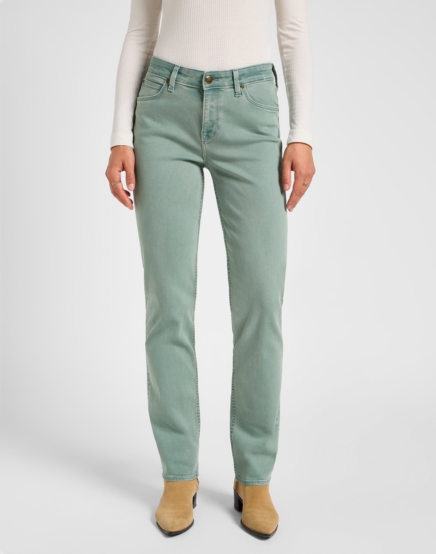 Marion Straight in Muted Sage Hosen Lee