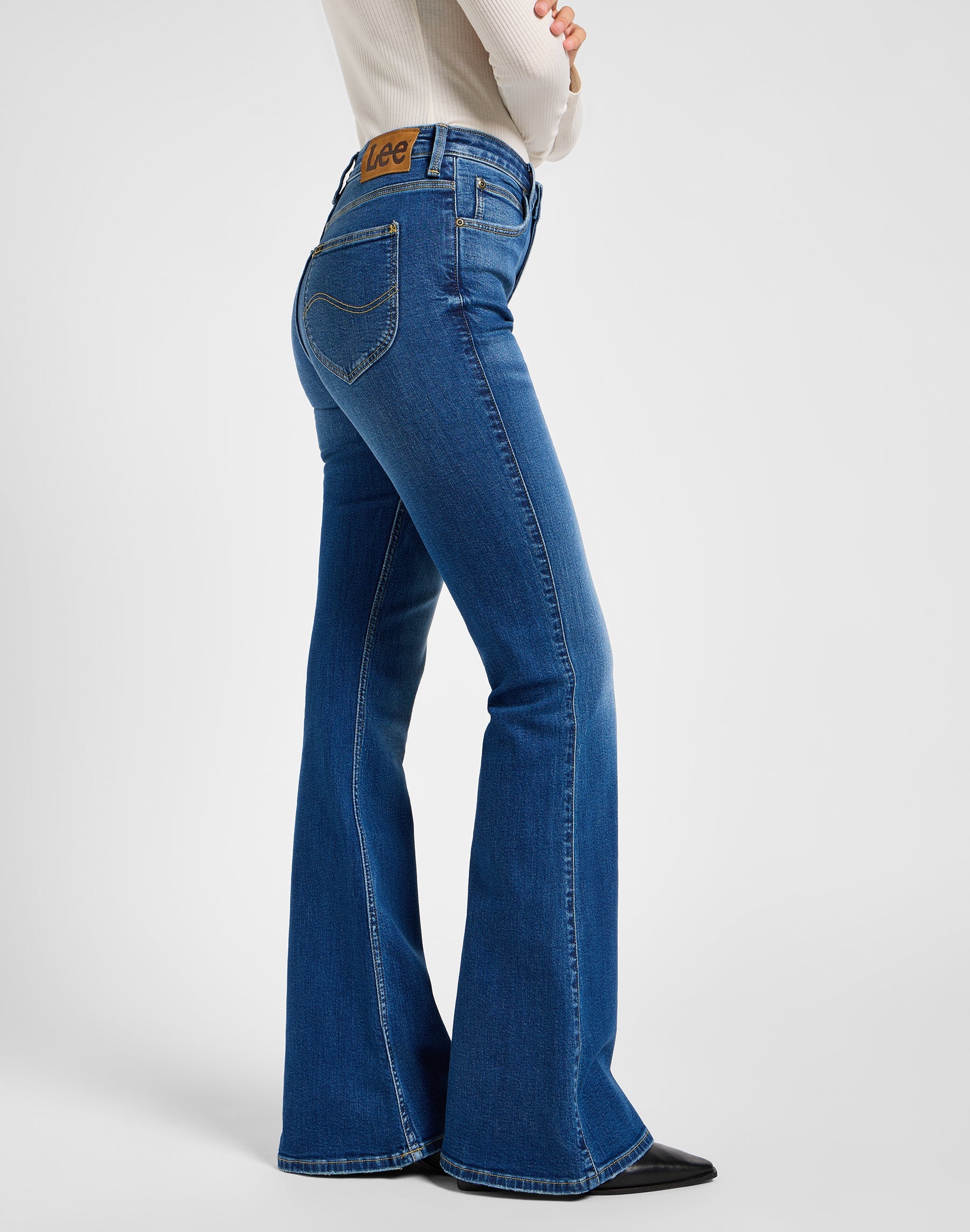 Breese in Mid Stop Jeans Lee