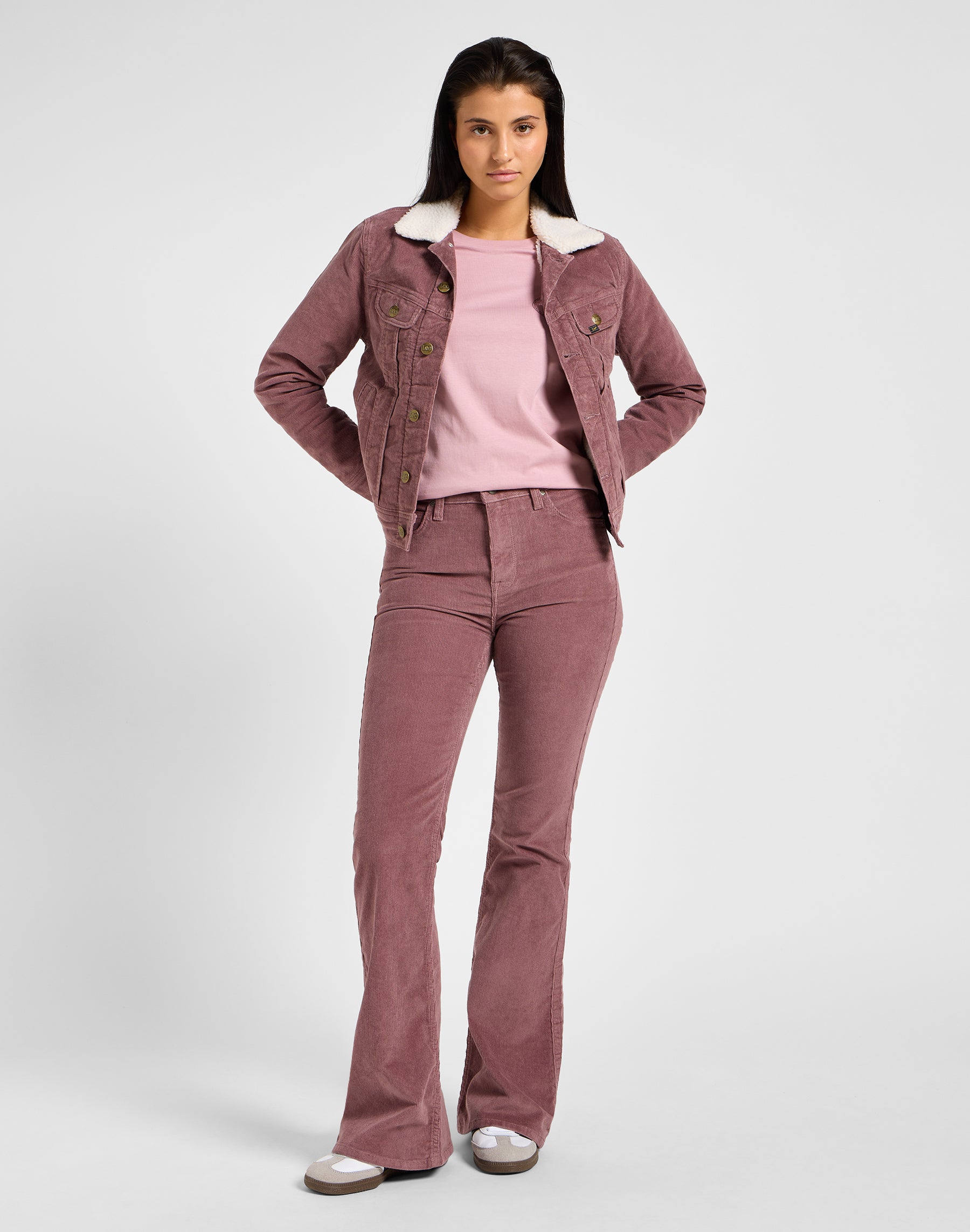 Breese in Dreamy Mauve Hosen Lee
