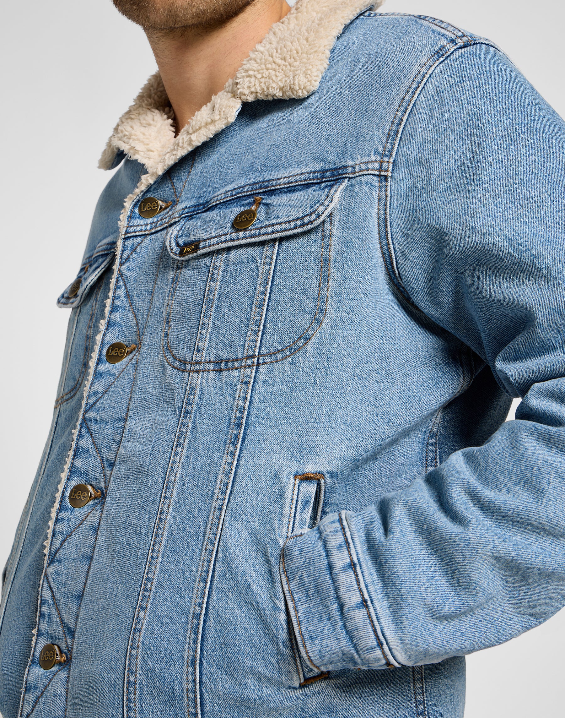 Sherpa Jacket in Fallout Jacken Lee