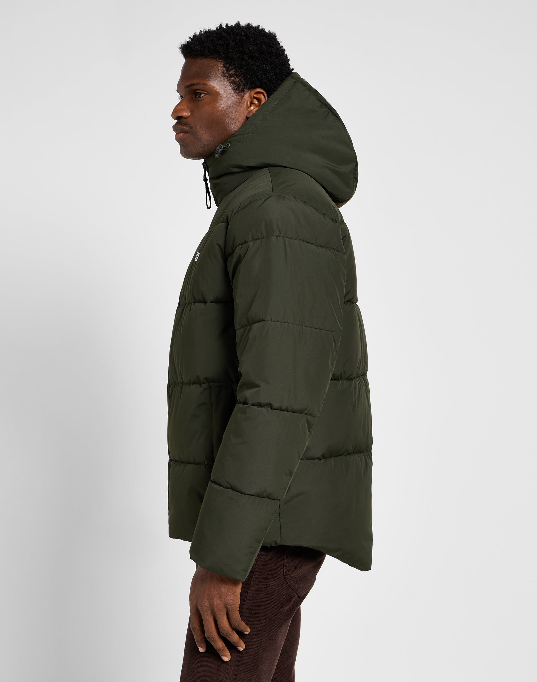 Puffer Jacket in Olive Night Jacken Lee