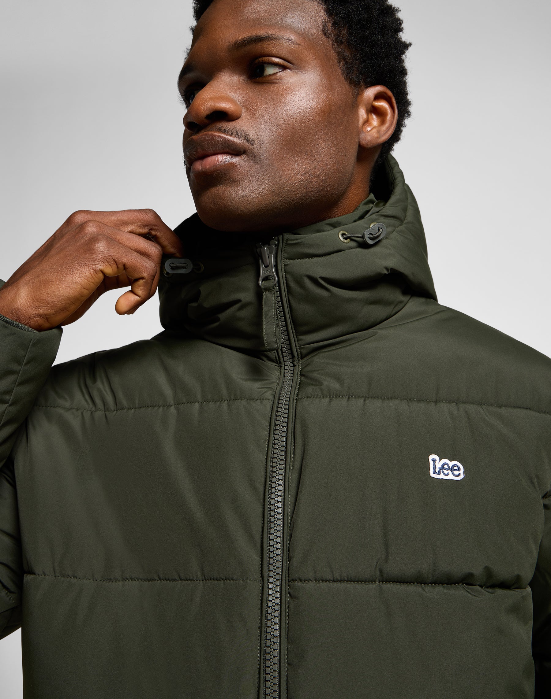 Puffer Jacket in Olive Night Jacken Lee