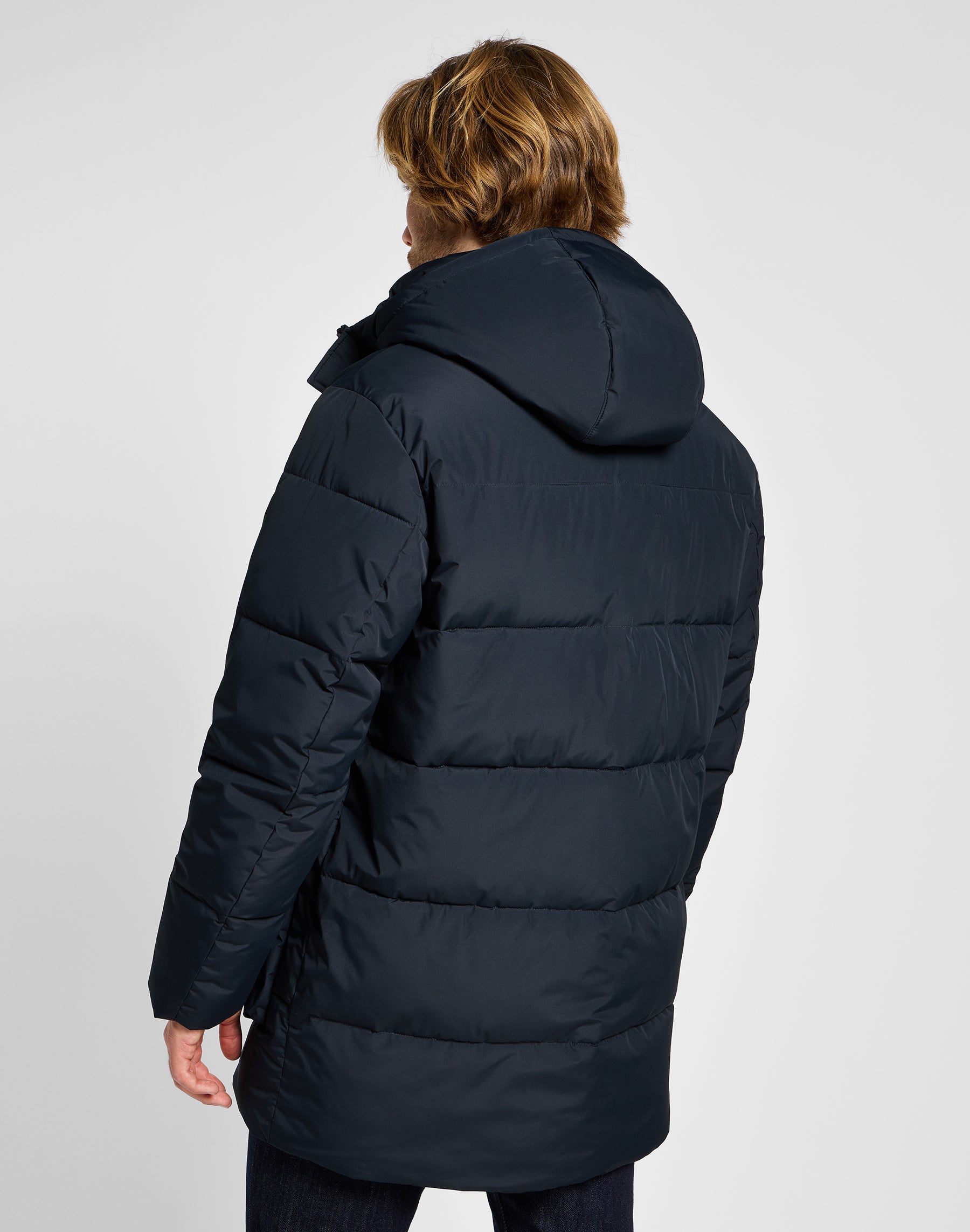 Long Puffer Jacket in Black Jacken Lee