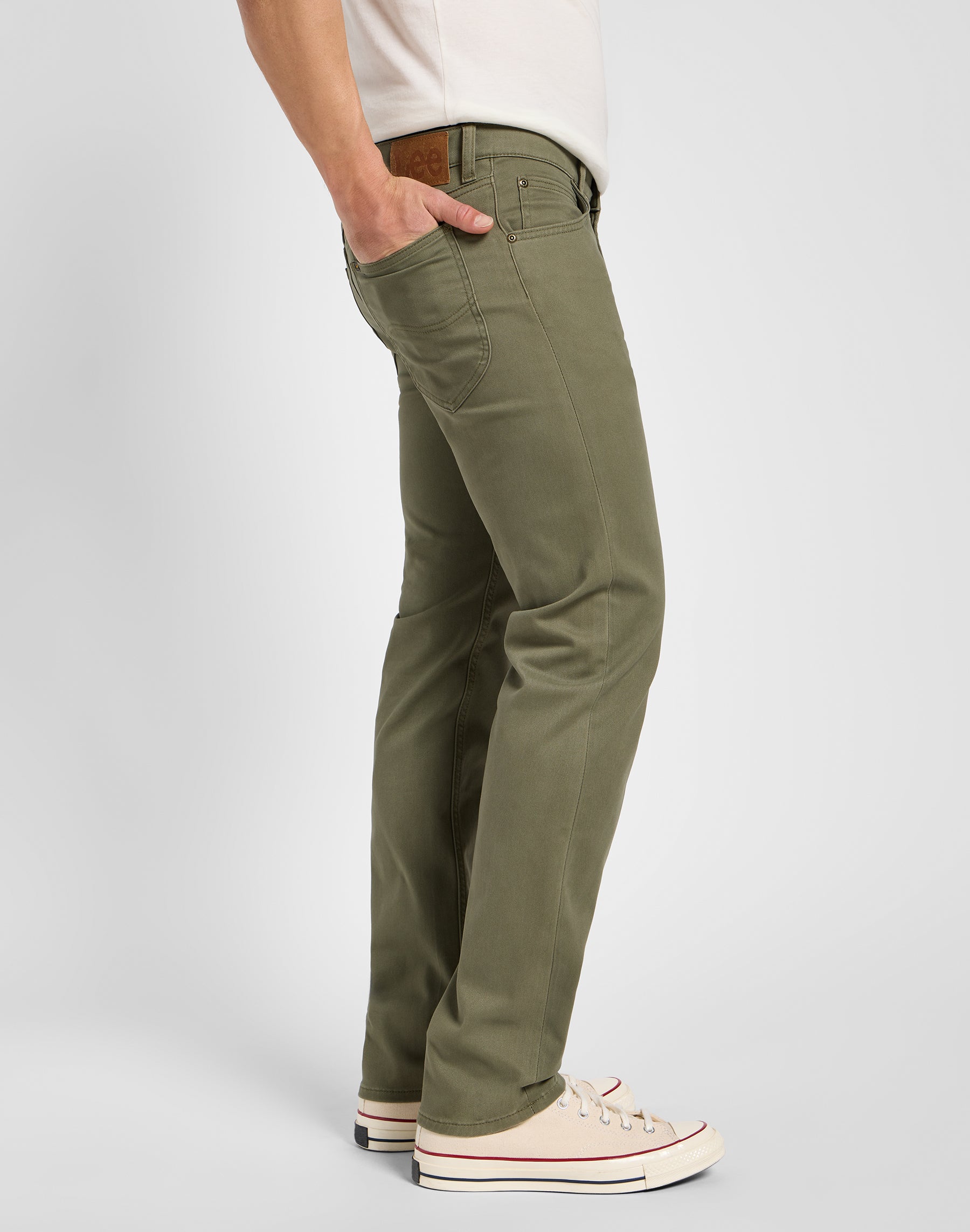 Daren Zip Fly in Mercantile Green Hosen Lee