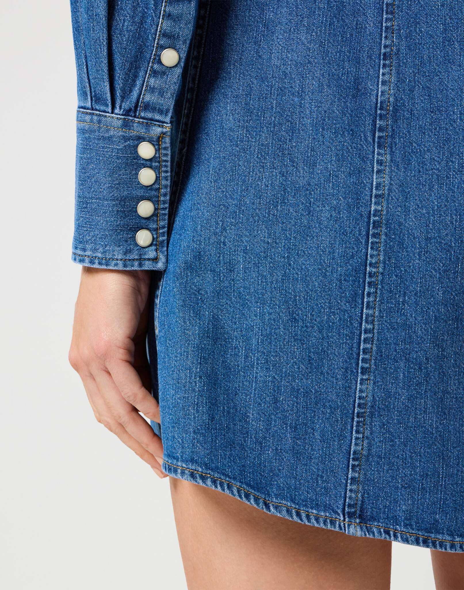 Reg Denim Dress in Petrified Kleider Wrangler
