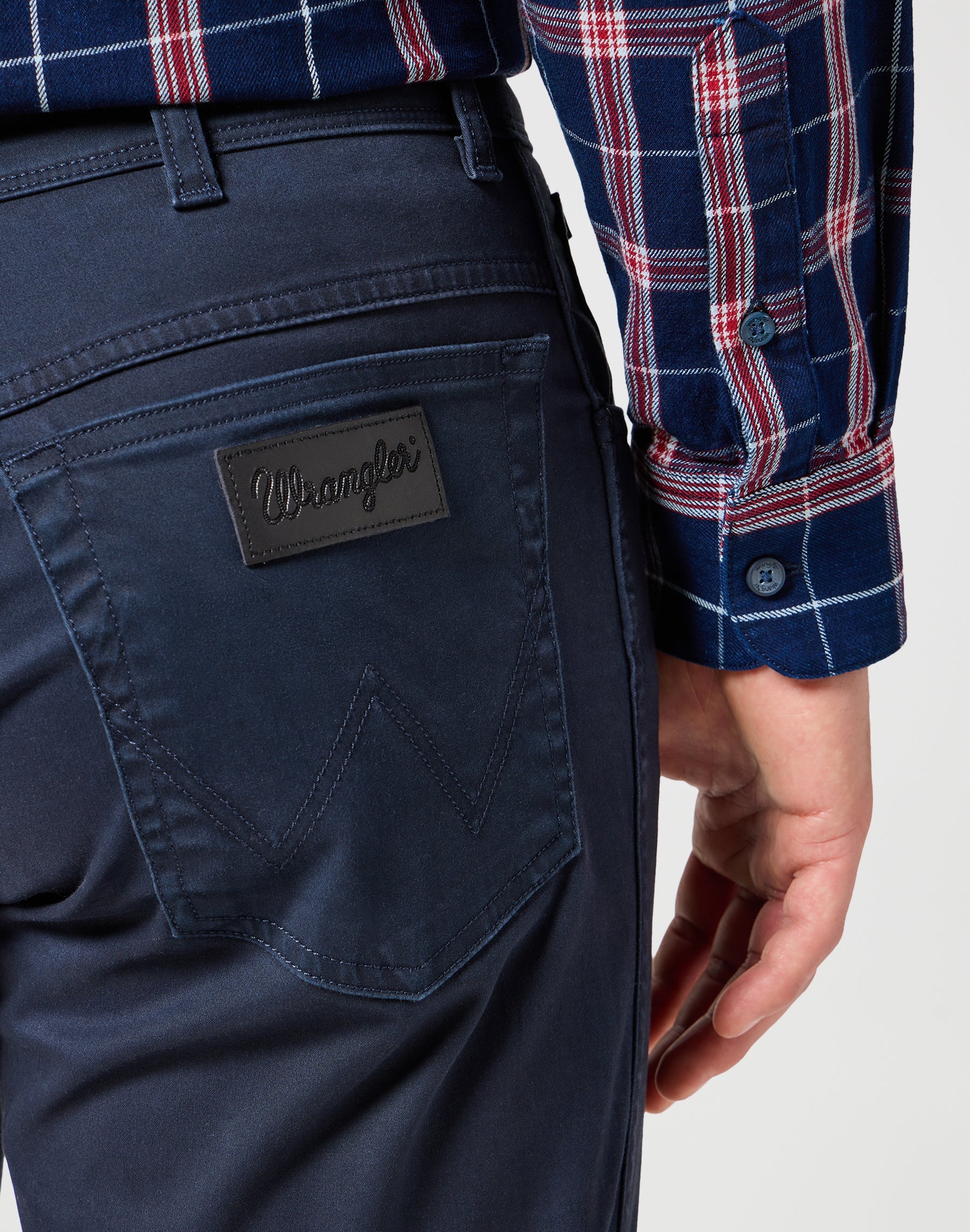 Texas in Dark Navy Hosen Wrangler