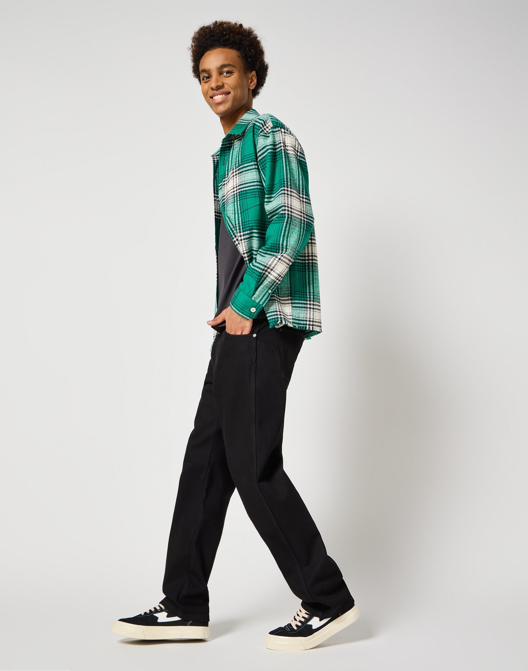 Frontier in Jet Wash Jeans Wrangler