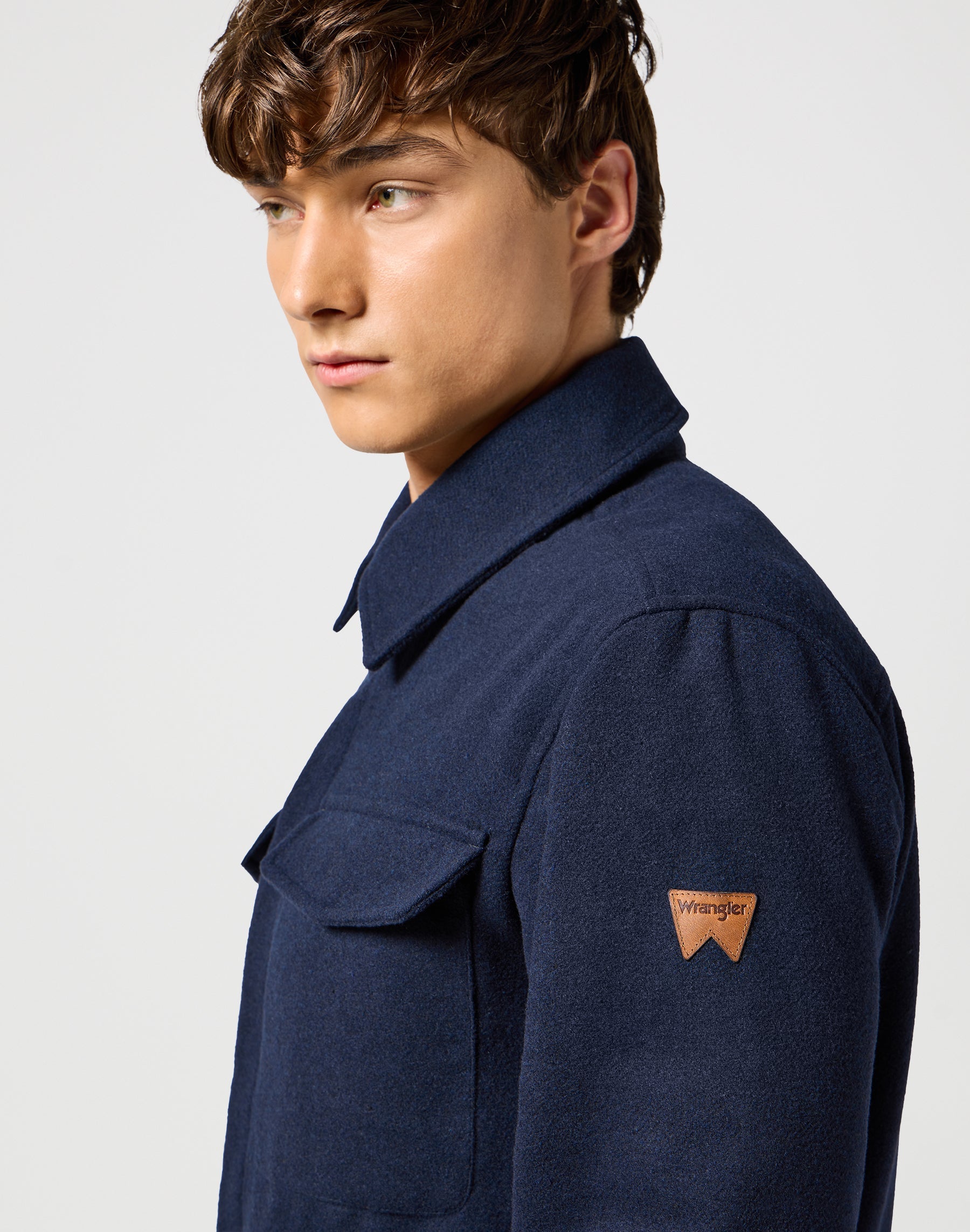 Transitional Jacket in Dark Navy Jacken Wrangler