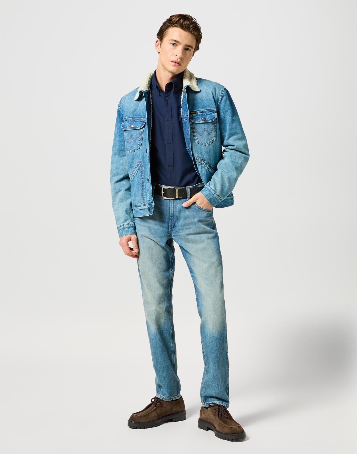 Oxford Shirt in Dark Navy Hemden Wrangler