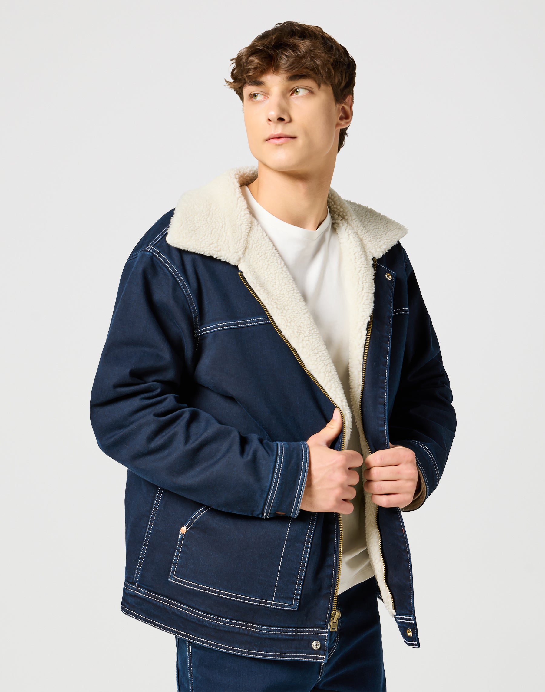 Casey Sherpa Jacket in Midnight Jacken Wrangler