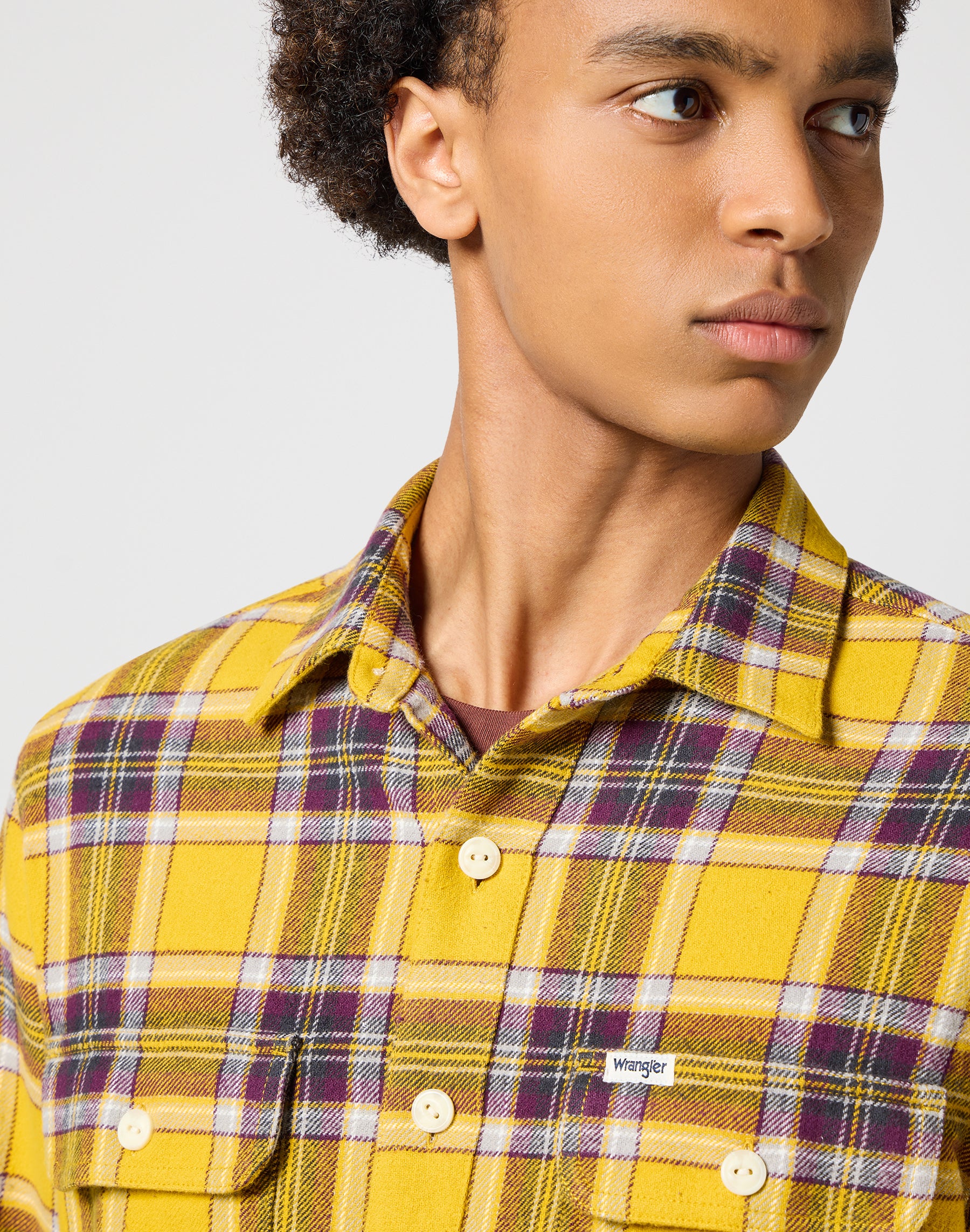 Two Pocket Shirt in Yellow Hemden Wrangler