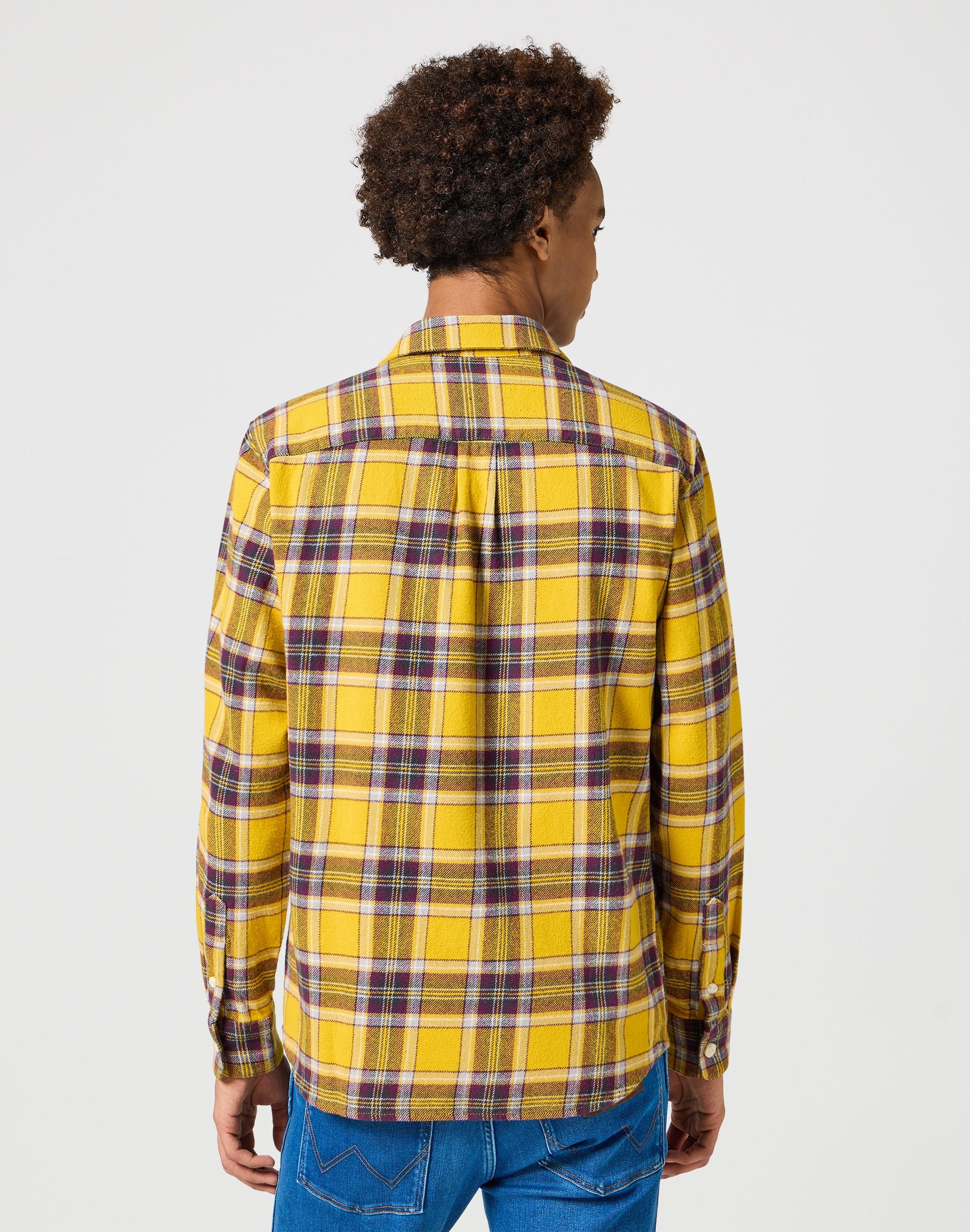 Two Pocket Shirt in Yellow Hemden Wrangler