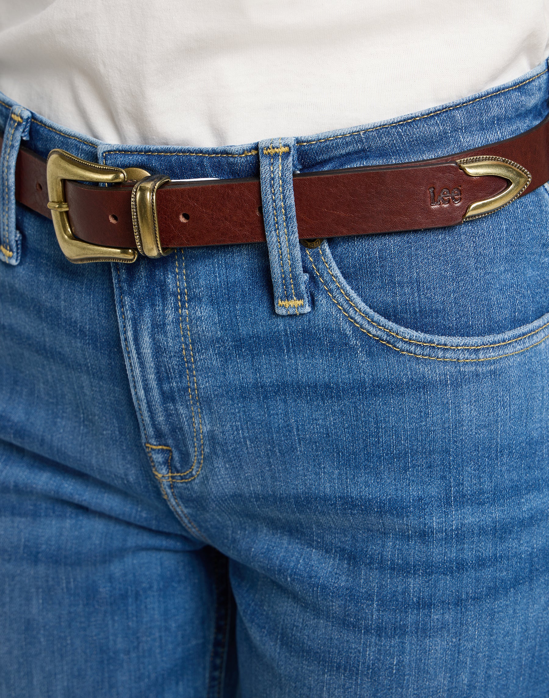 Buckle Belt in Dark Brown Gürtel Lee