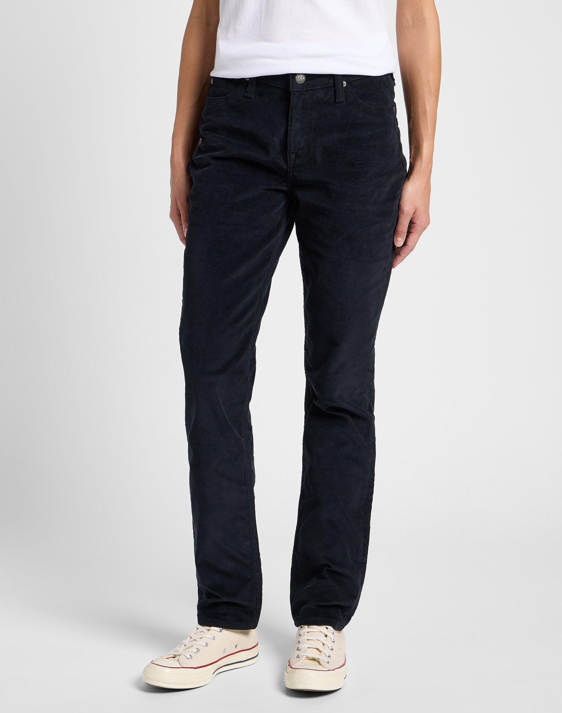 Marion Straight in Unionall Black Hosen Lee