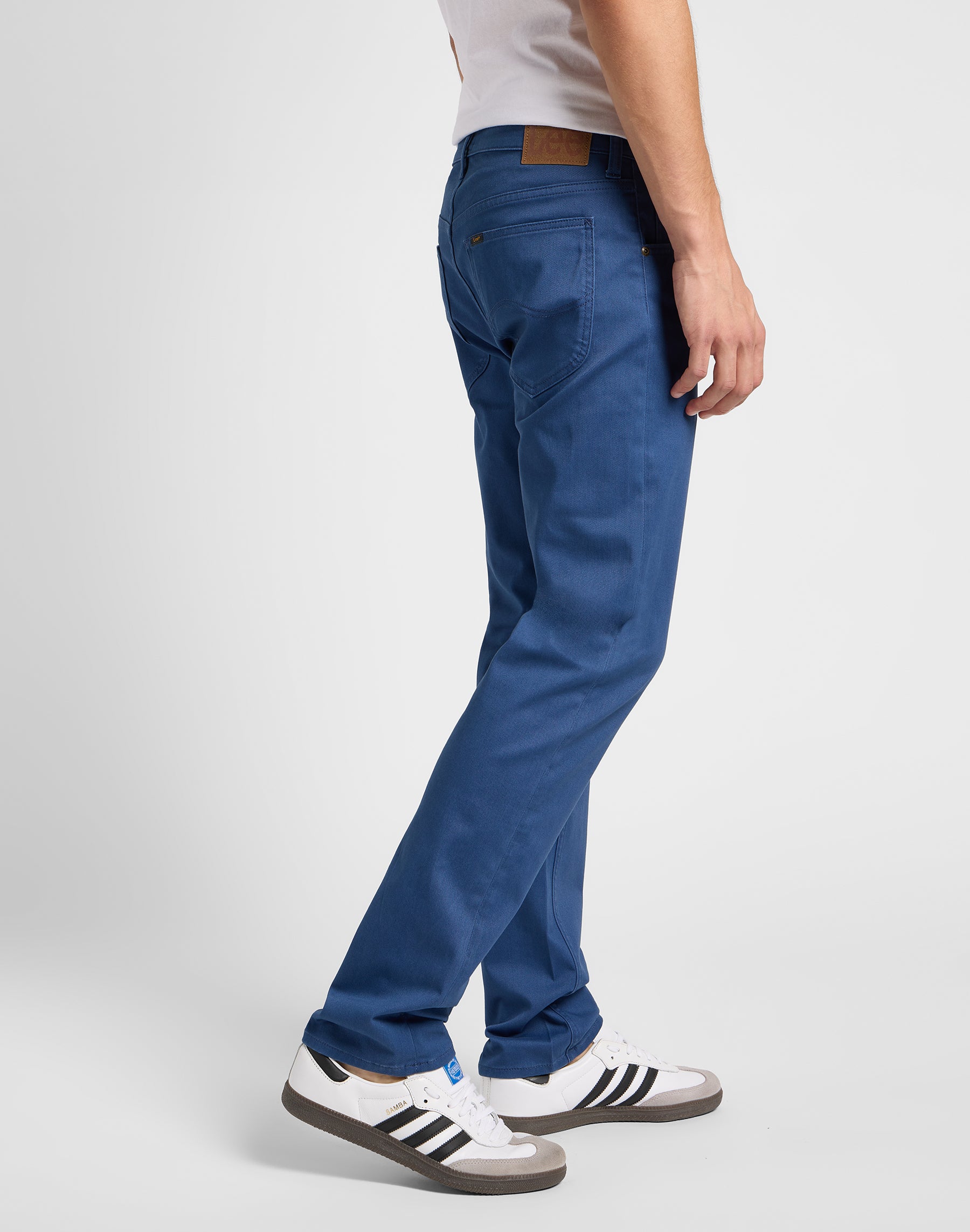 Daren Zip Fly in Navy Blue Hosen Lee