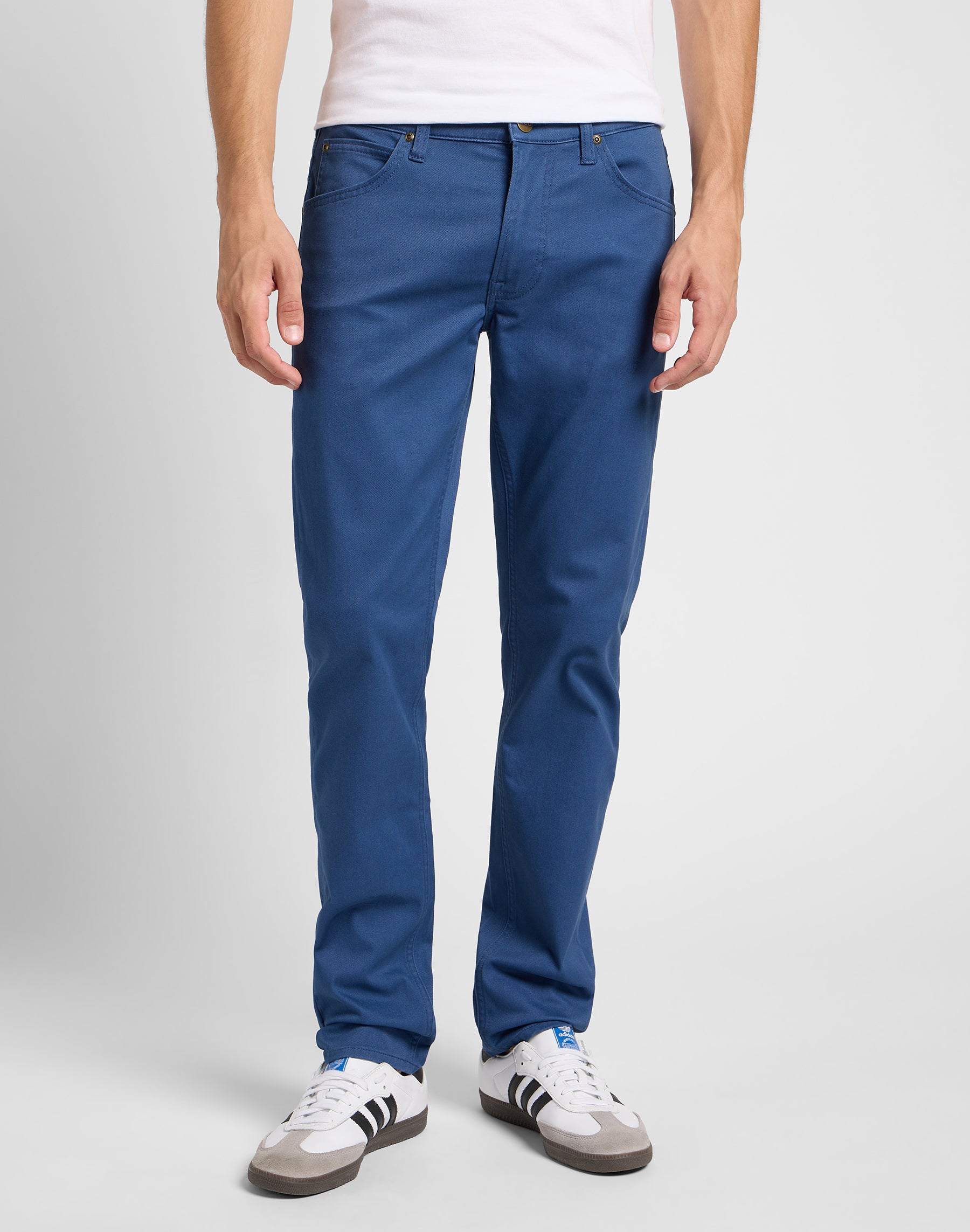 Daren Zip Fly in Navy Blue Hosen Lee