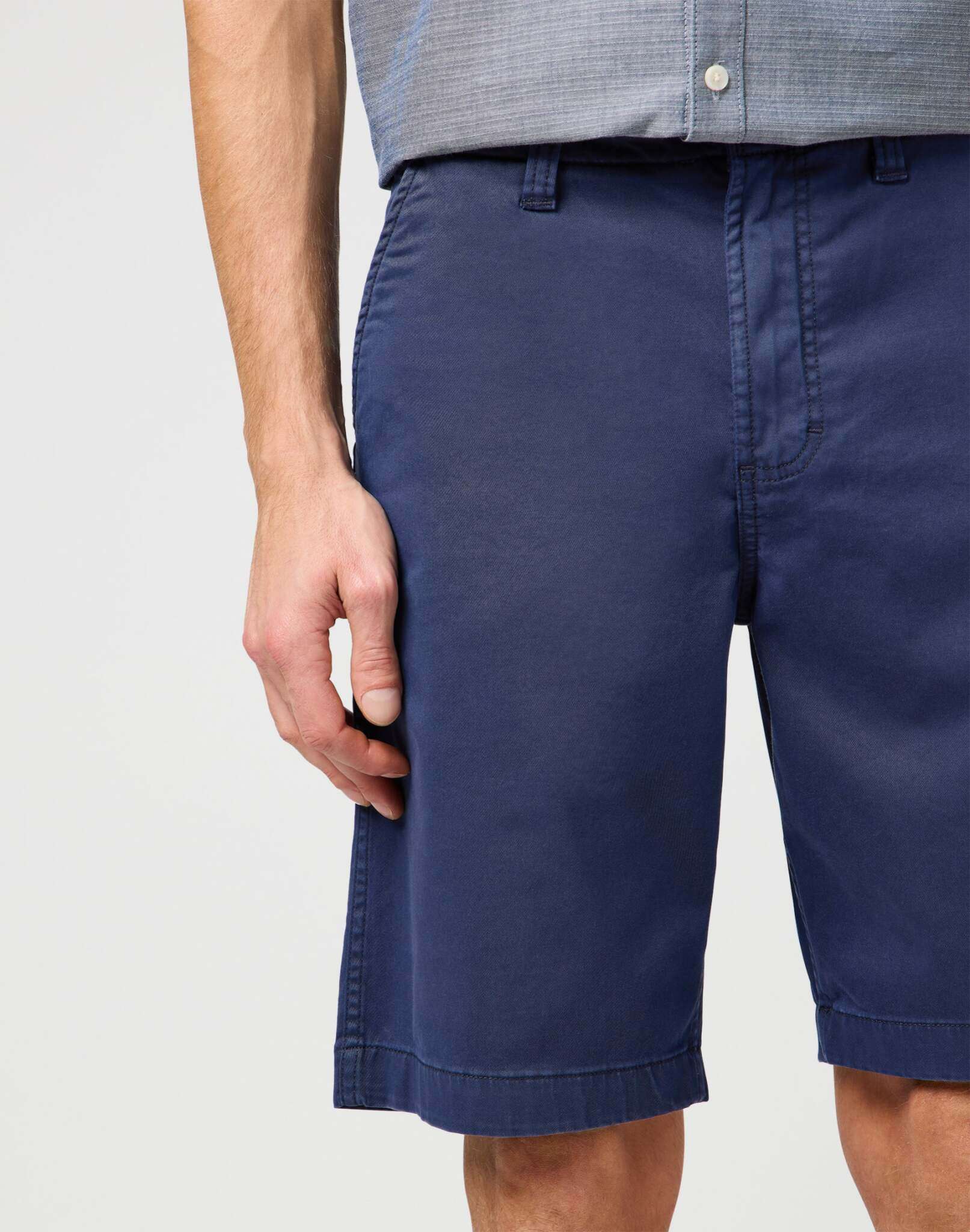 Chino Short in Navy Chinoshorts Wrangler