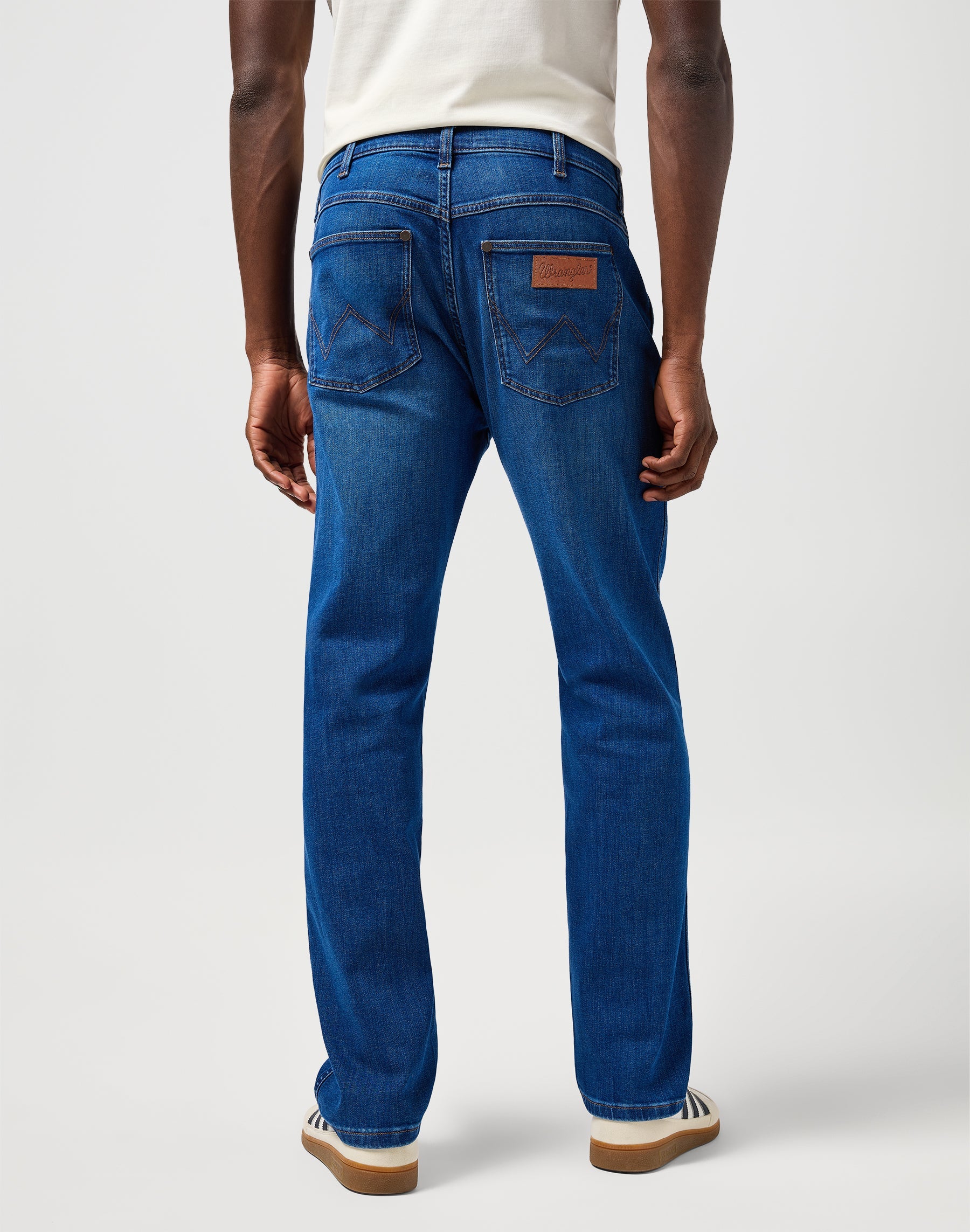 Frontier in Digital Blue Jeans Wrangler