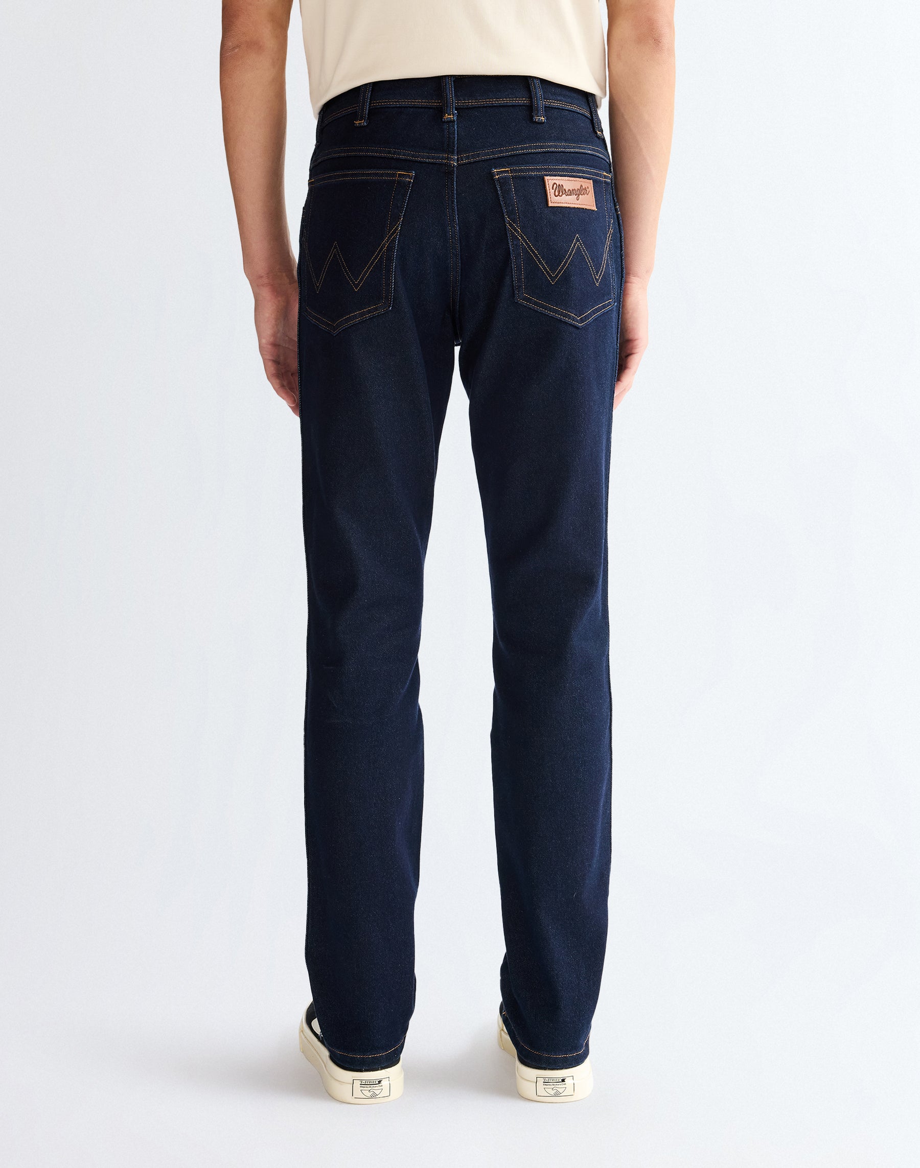 Texas Slim in Moonlight Rinse Jeans Wrangler