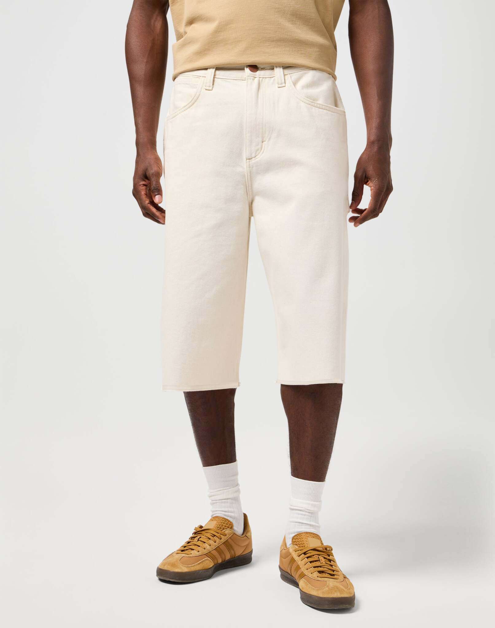 Cj Skater Shorts in Ecru Shorts Wrangler