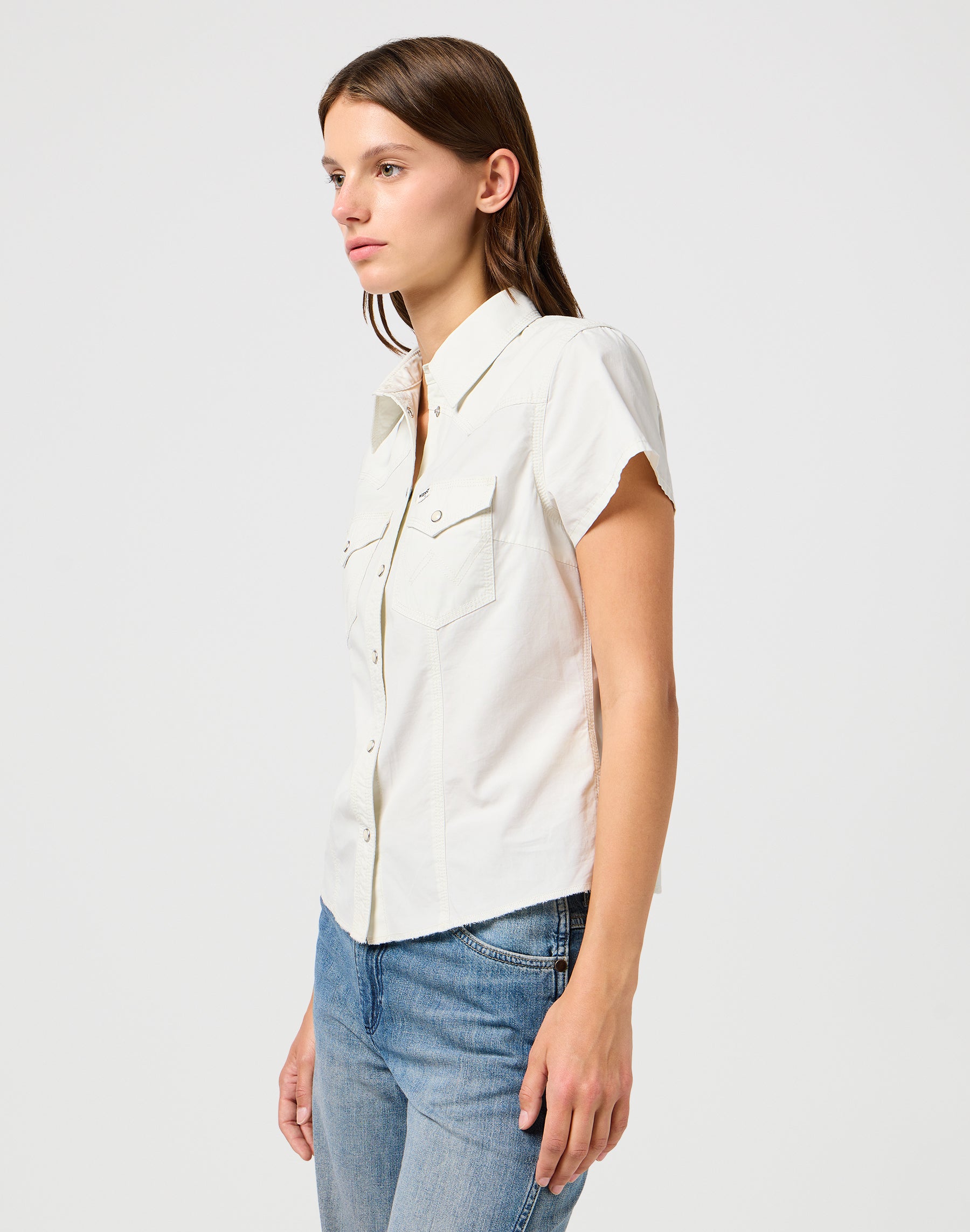 Shrunken Shirt in Vintage White Hemden Wrangler