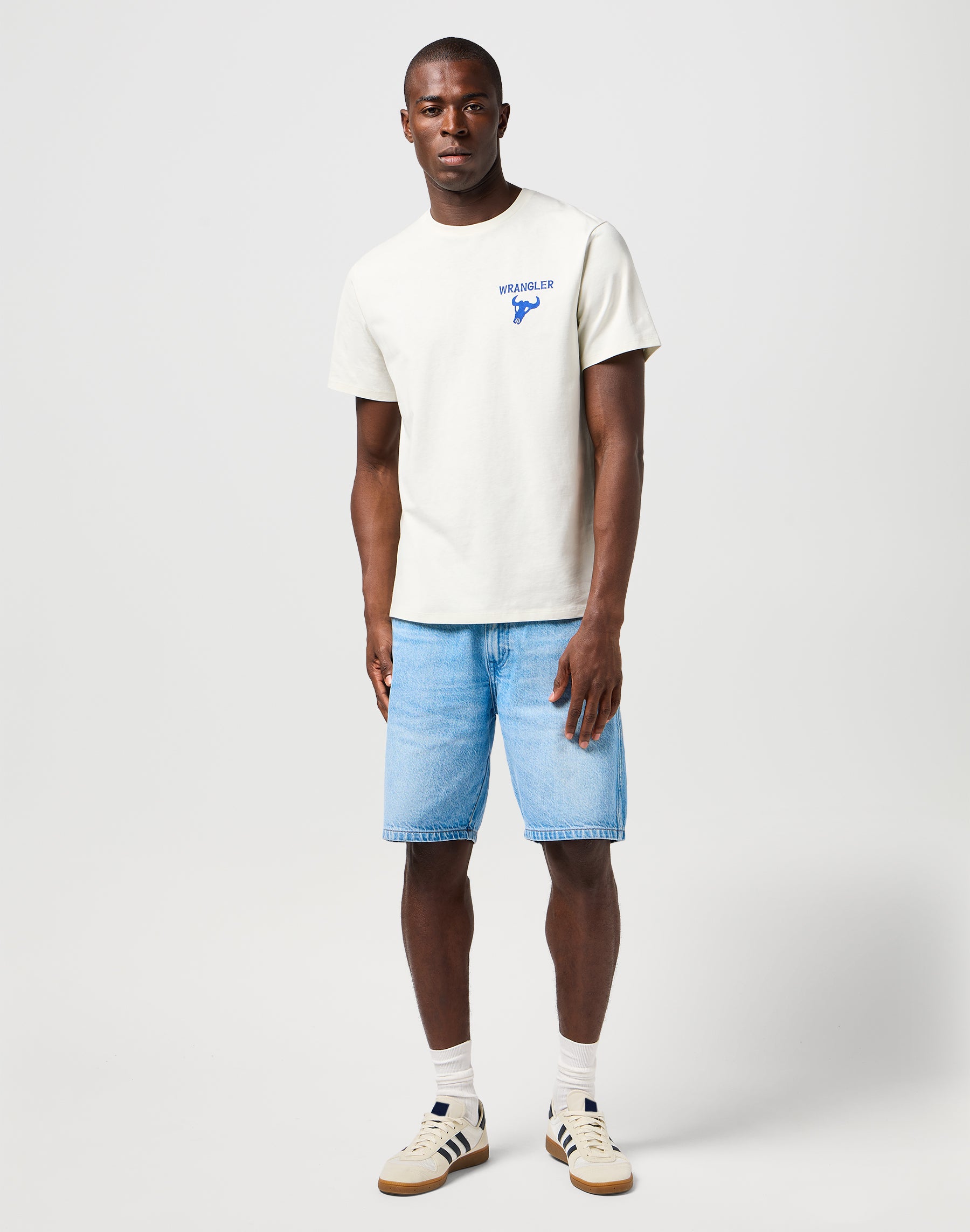 Graphic Tee in Vintage White T-Shirts Wrangler