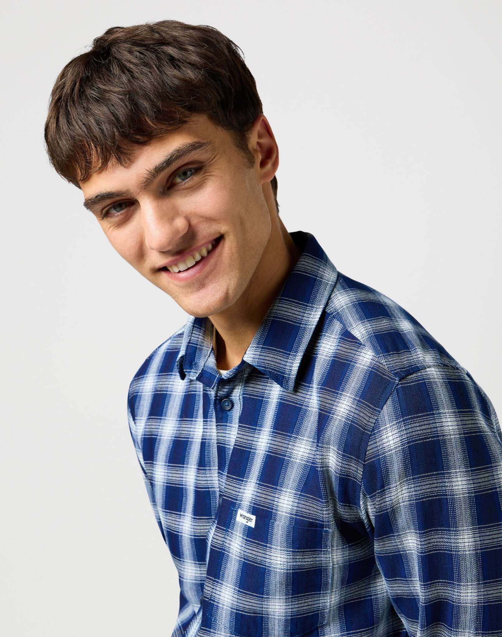 1 Pkt Shirt in Indigo Plaid Hemden Wrangler