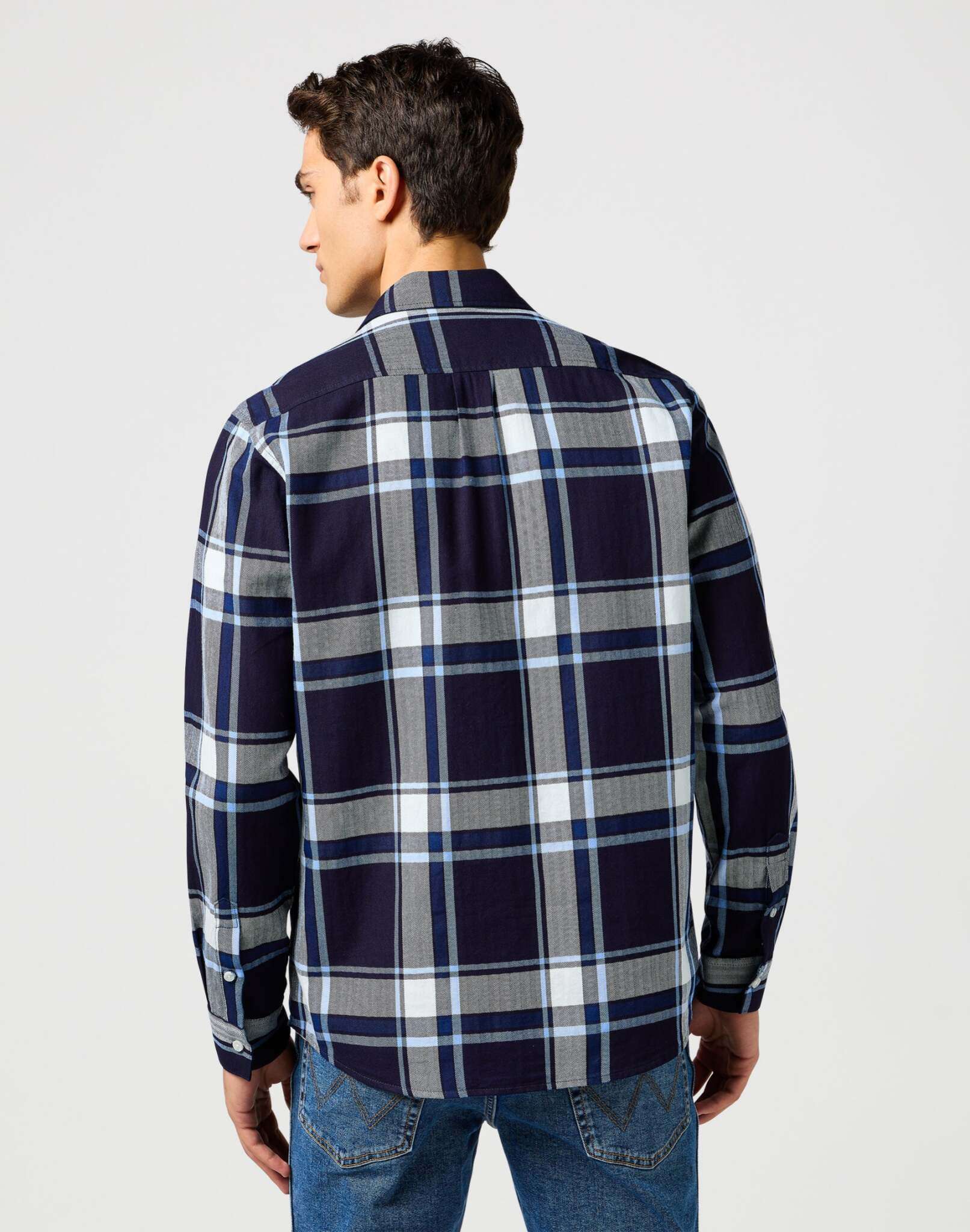 1 Pkt Shirt in Large Indigo Plaid Hemden Wrangler