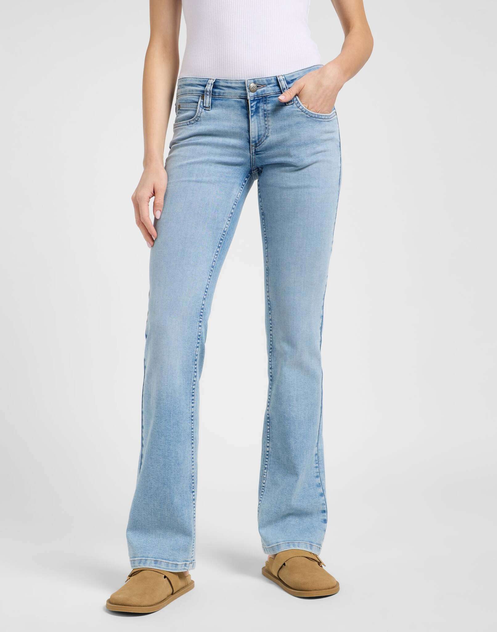 Jessica in Light Azul Jeans Lee