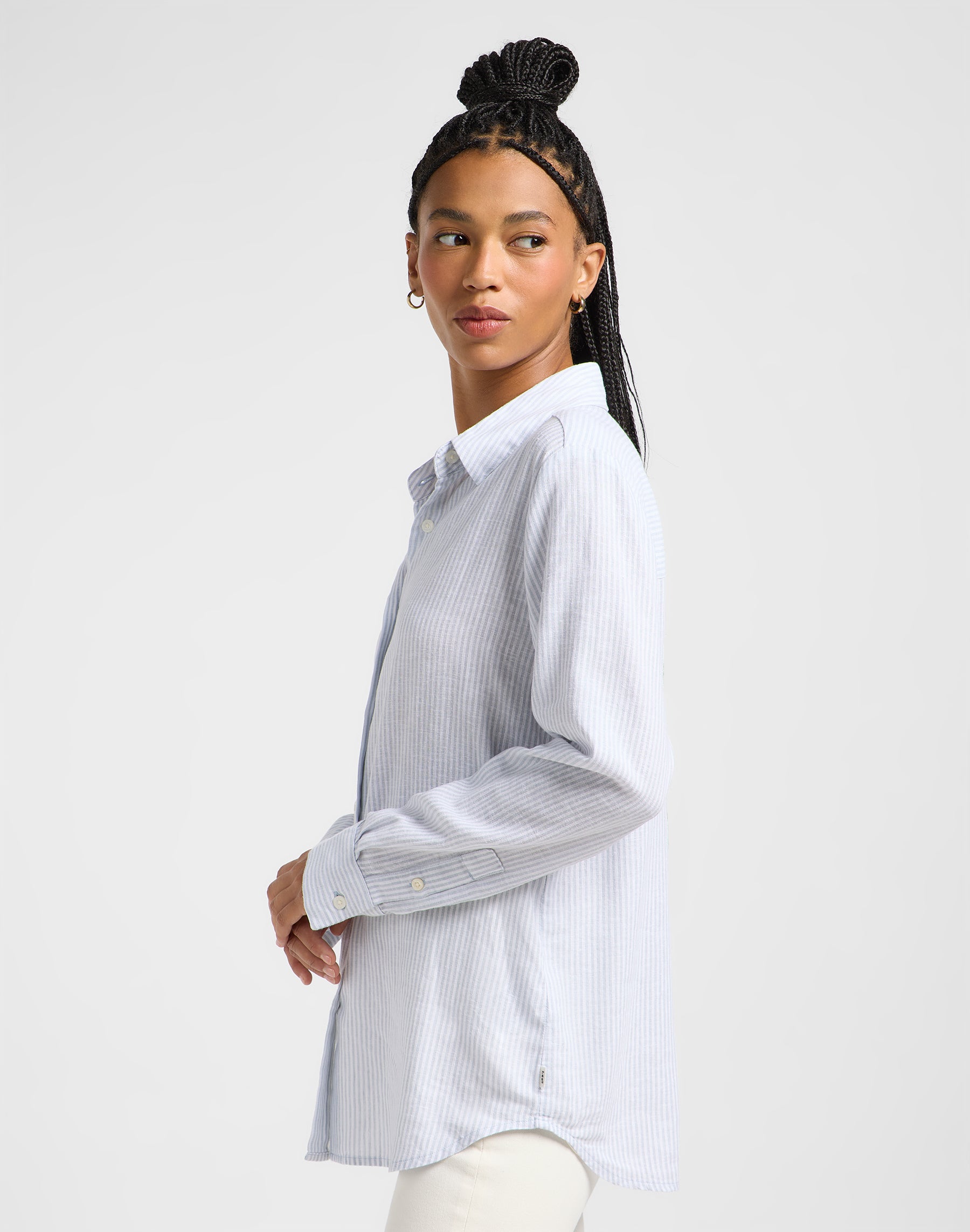 Pocketless Shirt in Concrete Pinstripe Hemden Lee
