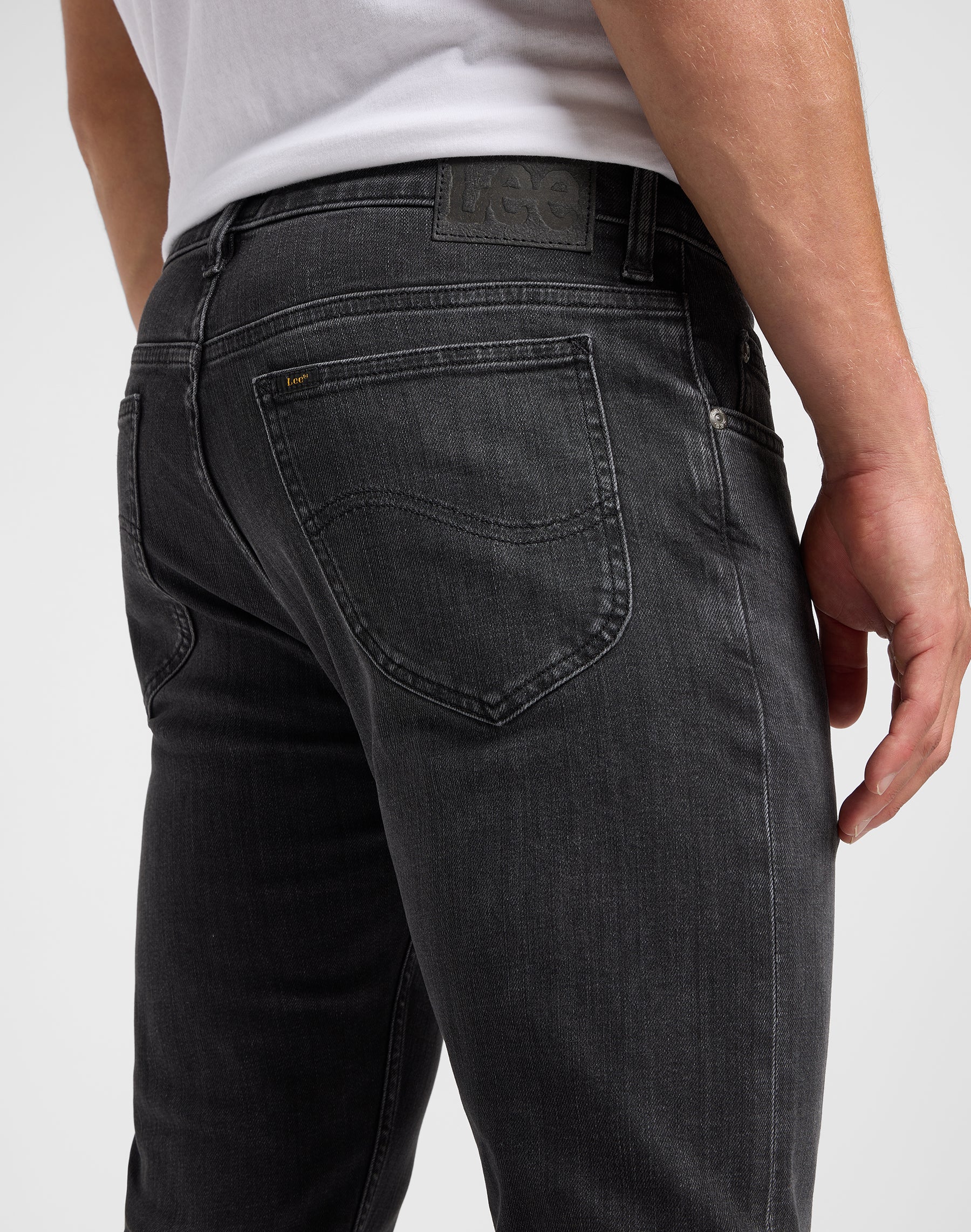 Rider in Phantom Jeans Lee