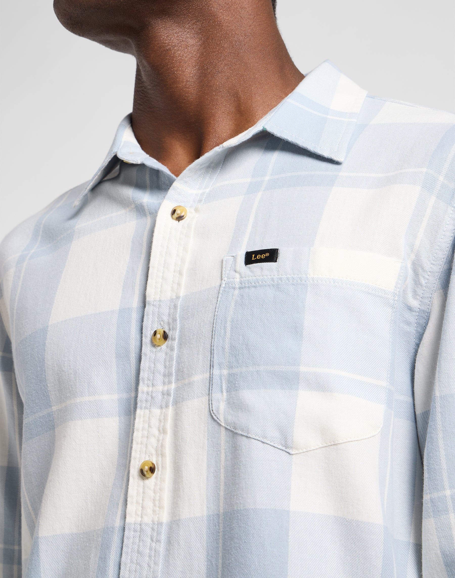 Mercantile Shirt in Ecru Concrete Hemden Lee