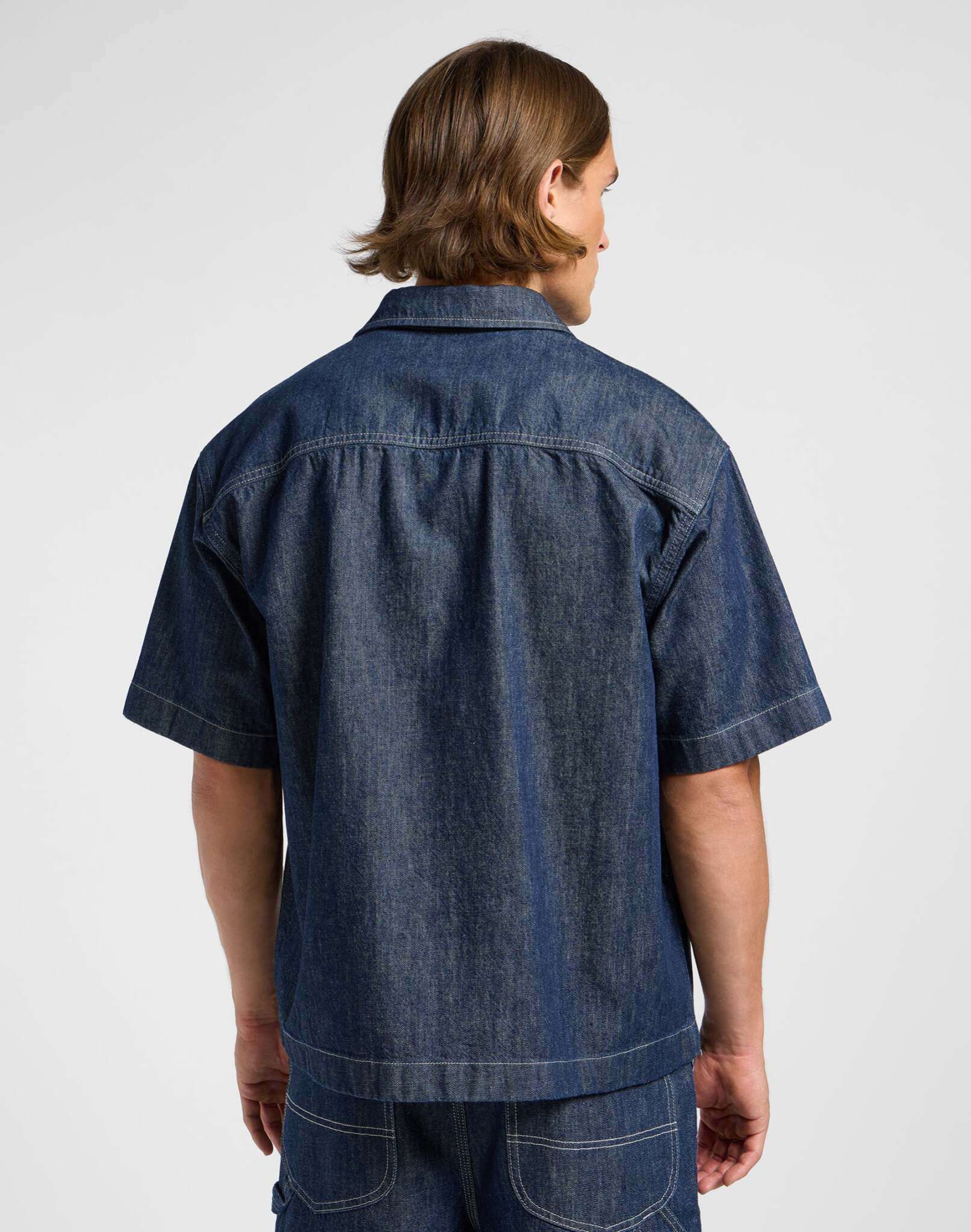Shortsleeve Workwear Shirt in Rinse Wash Hemden Lee