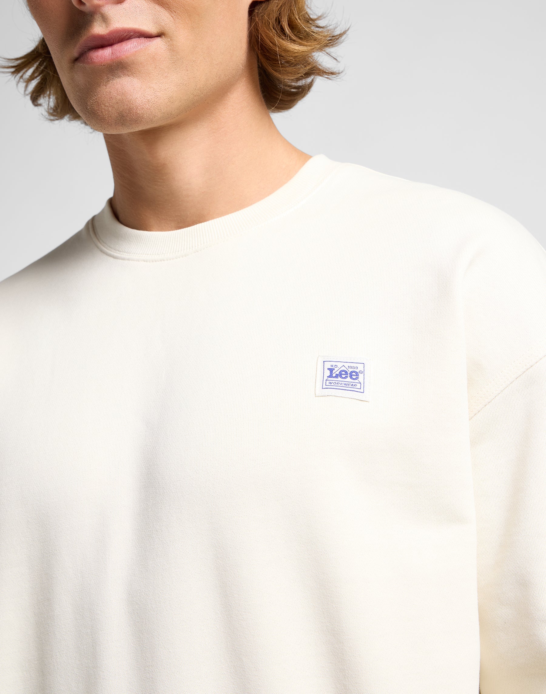 Workwear Sws in Ecru Sweatshirts Lee