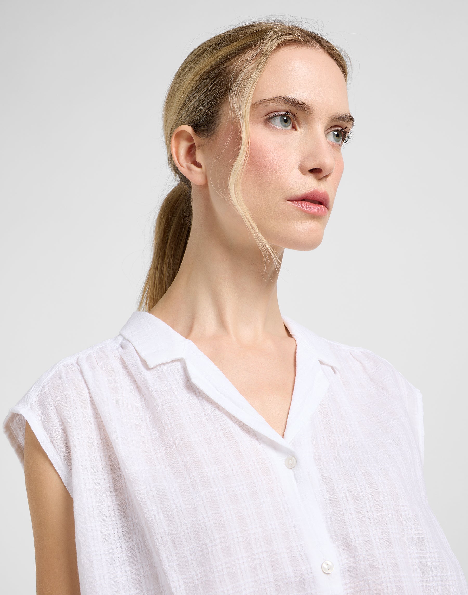 Cap Sleeve Shirt in Bright White Hemden Lee