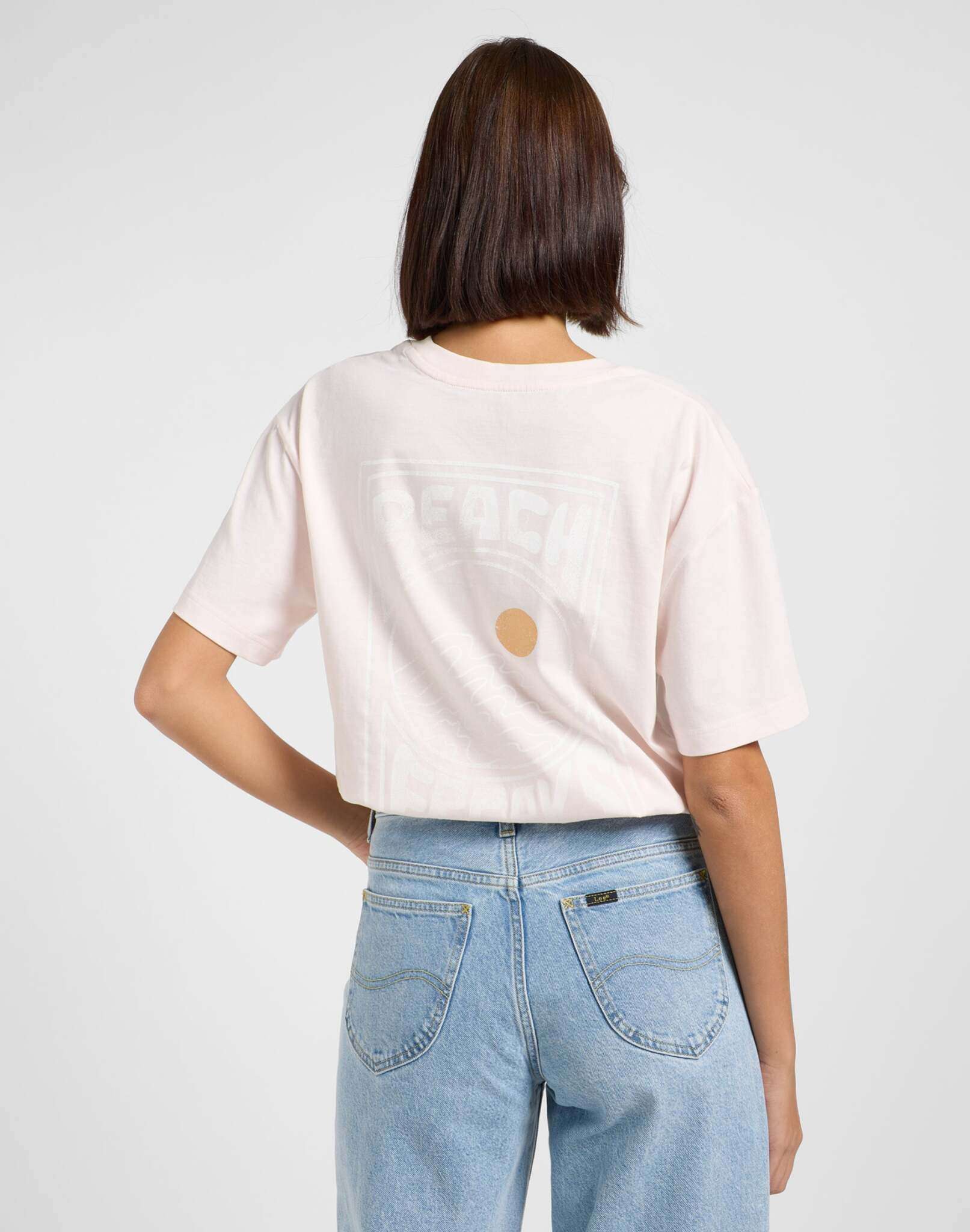 Graphic Tee in Frost Pink T-Shirts Lee