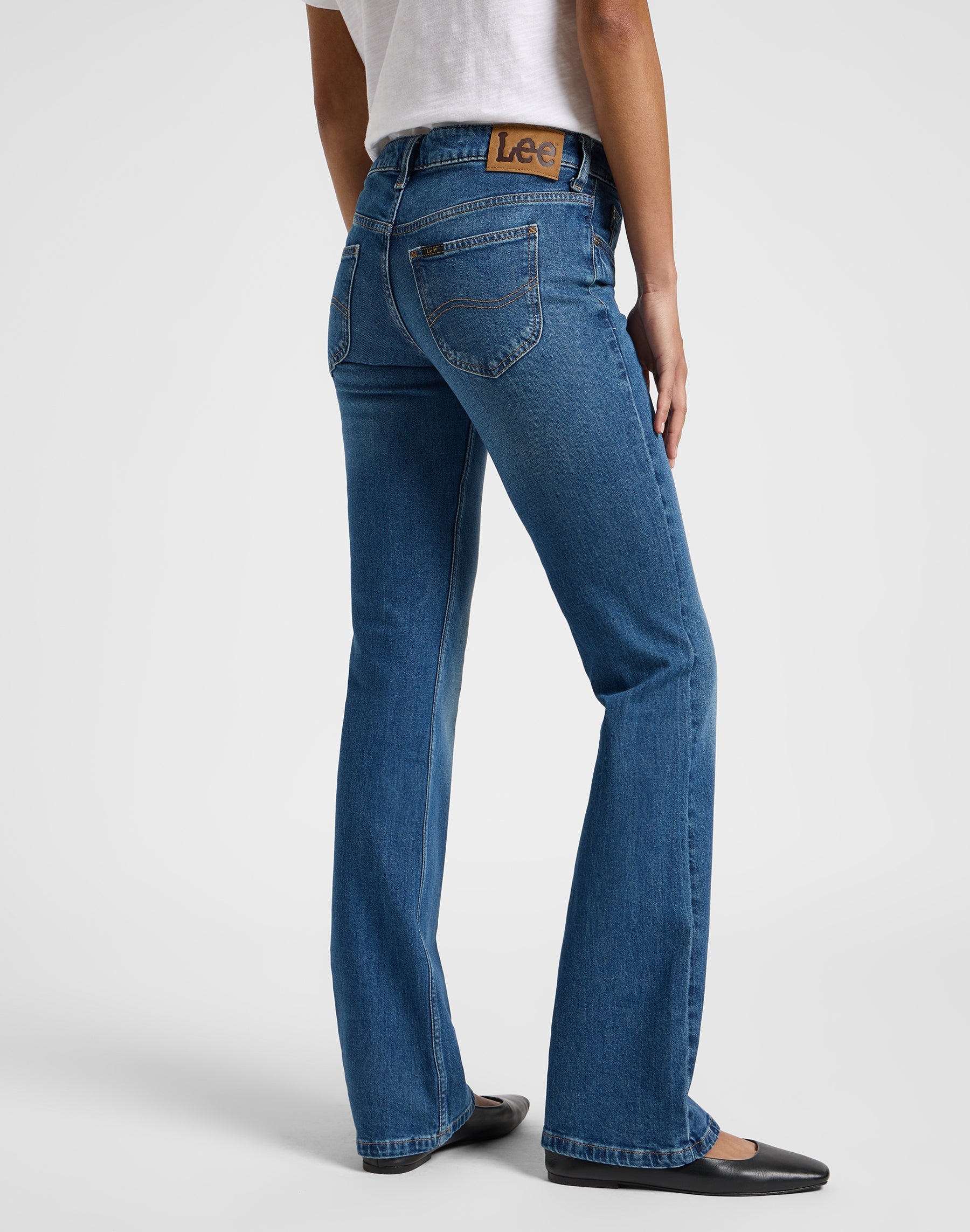 Jessica in Higher Climb Jeans Lee