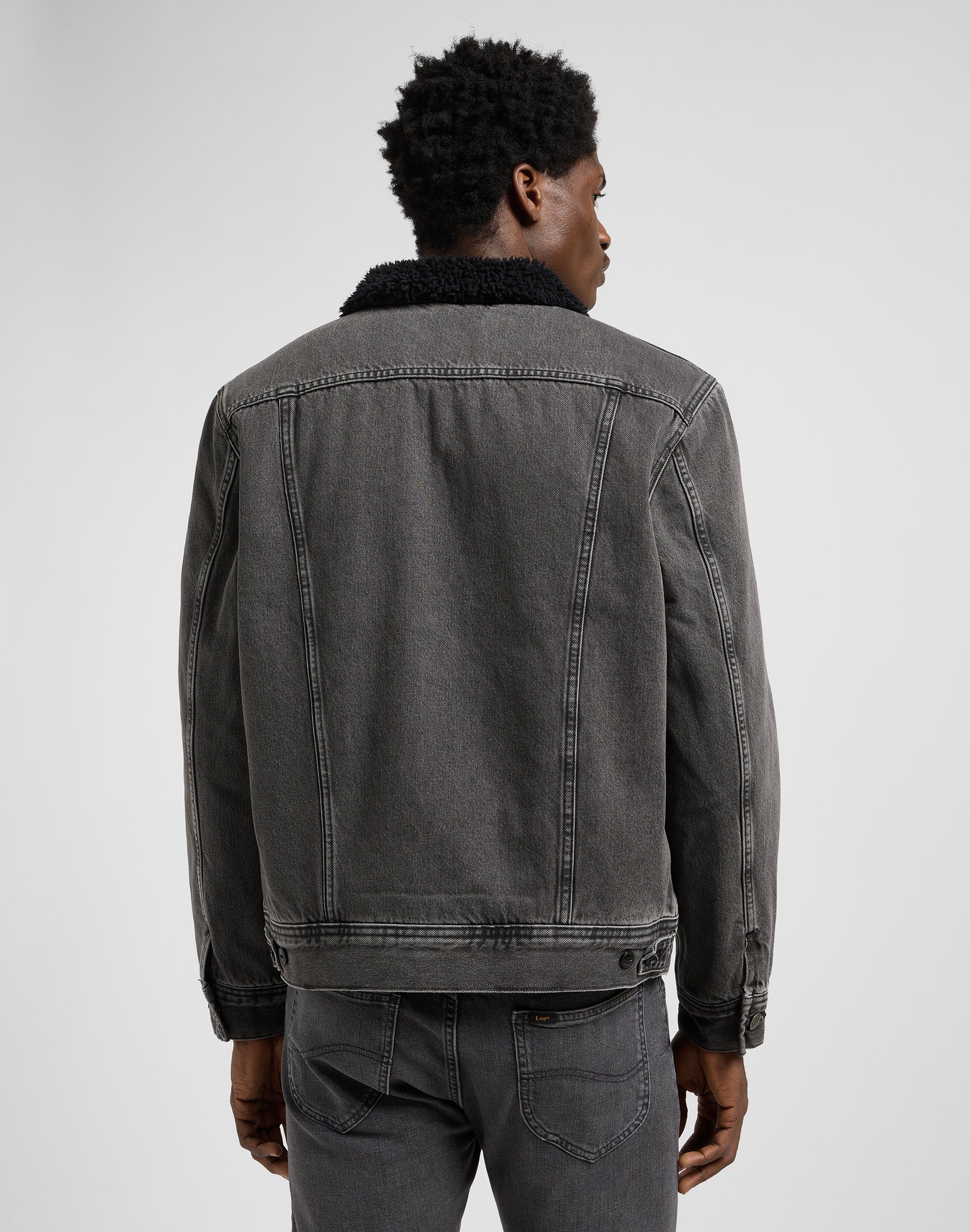 Sherpa Jacket in Deep Obsidian Jacken Lee