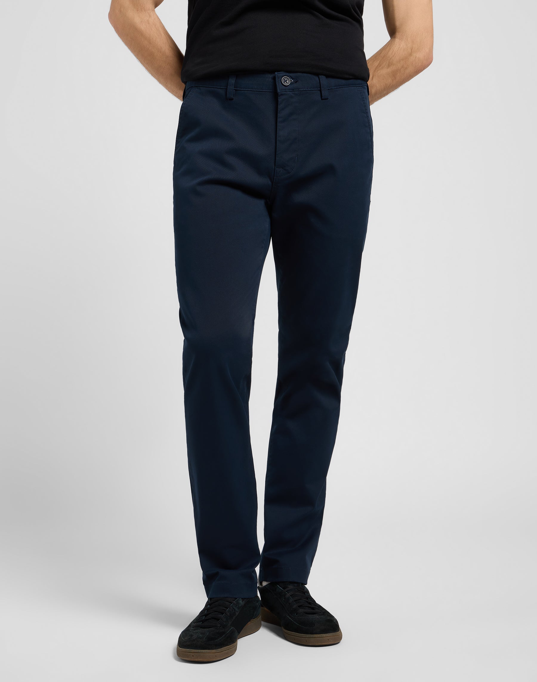 Regular Chino in Rivet Navy Pants Lee